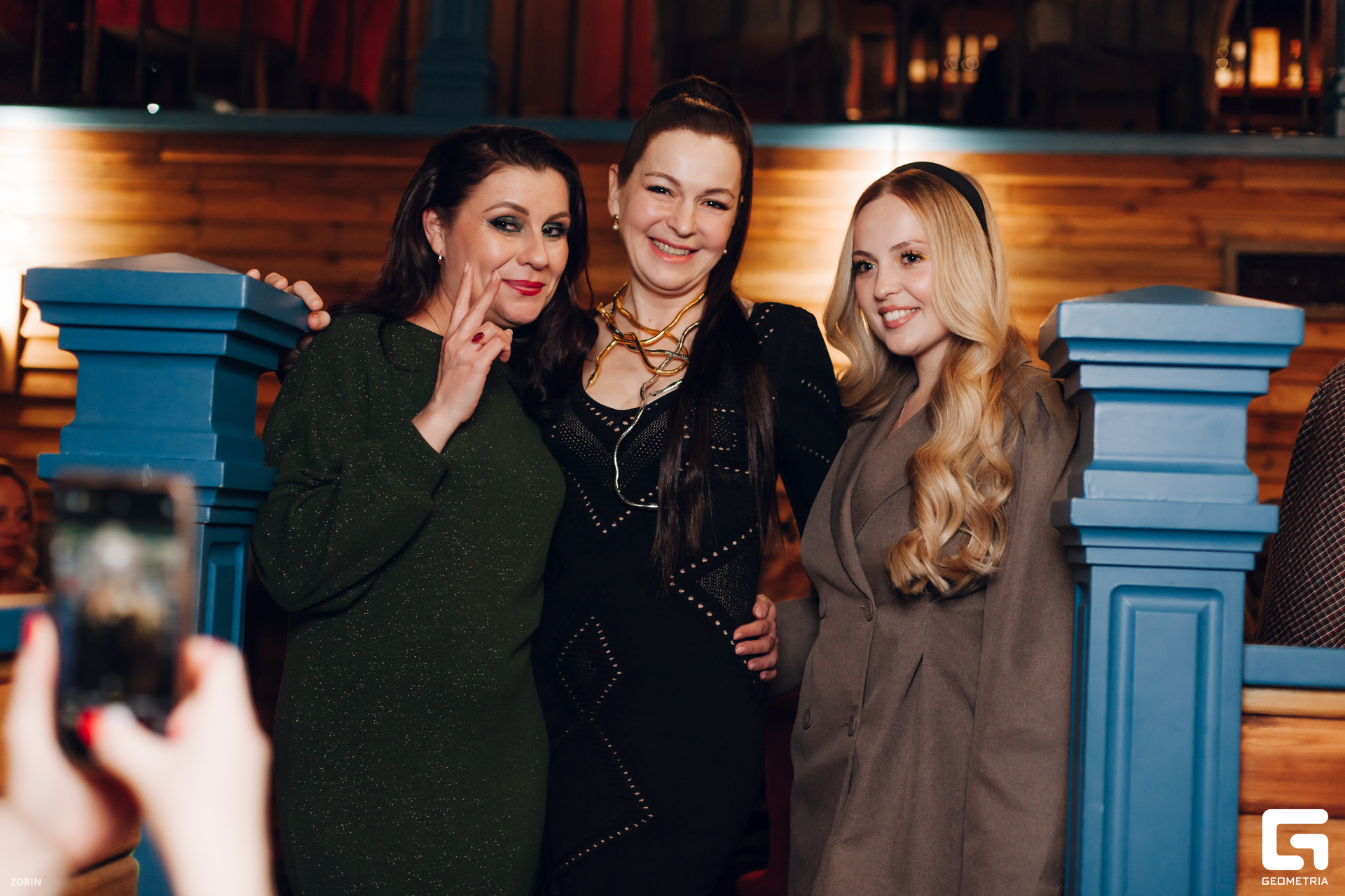 024-19-52-15-18-12-24- Zorin.jpg