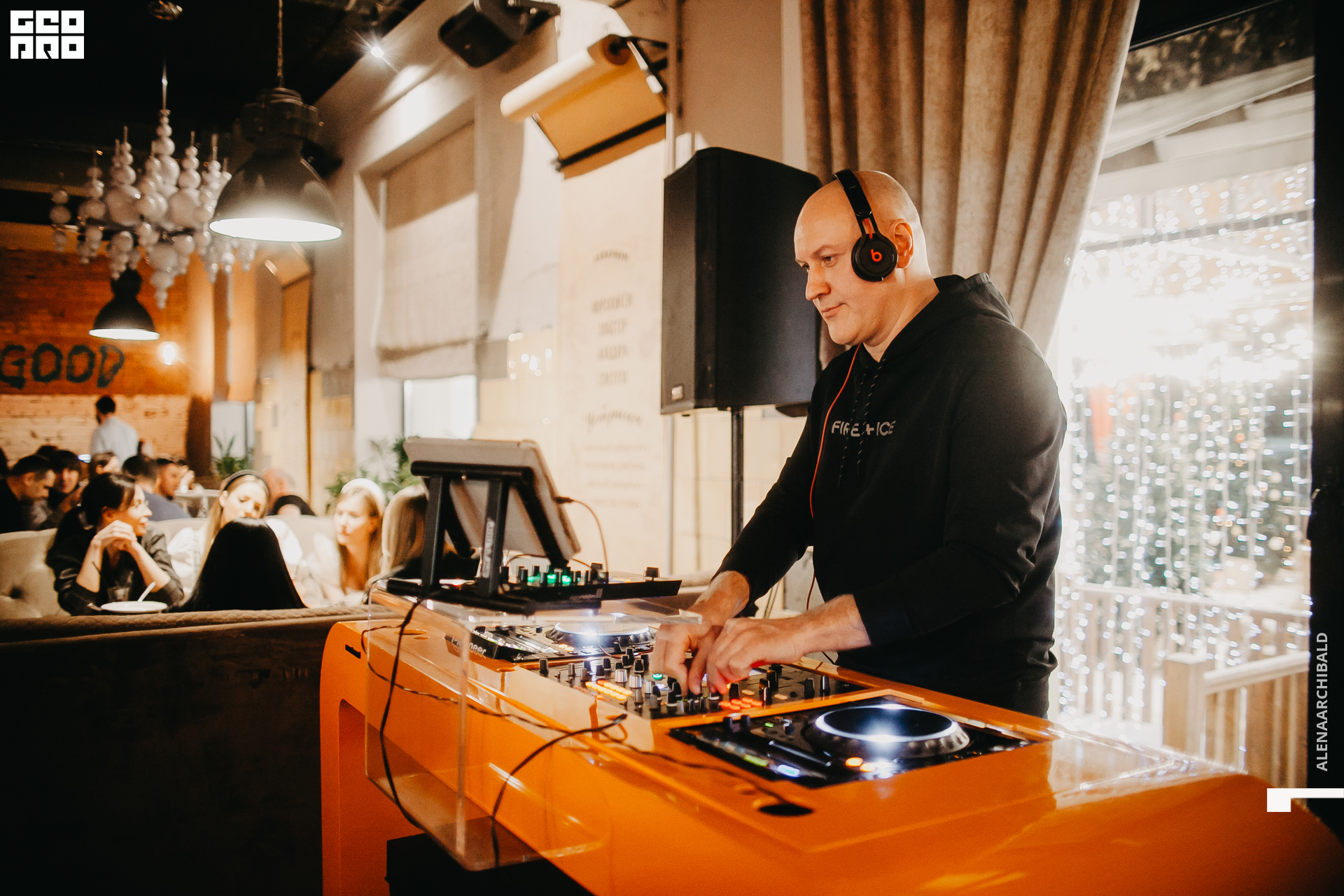 2021-02-20 22-30-09_alenaarchibald_002.JPG