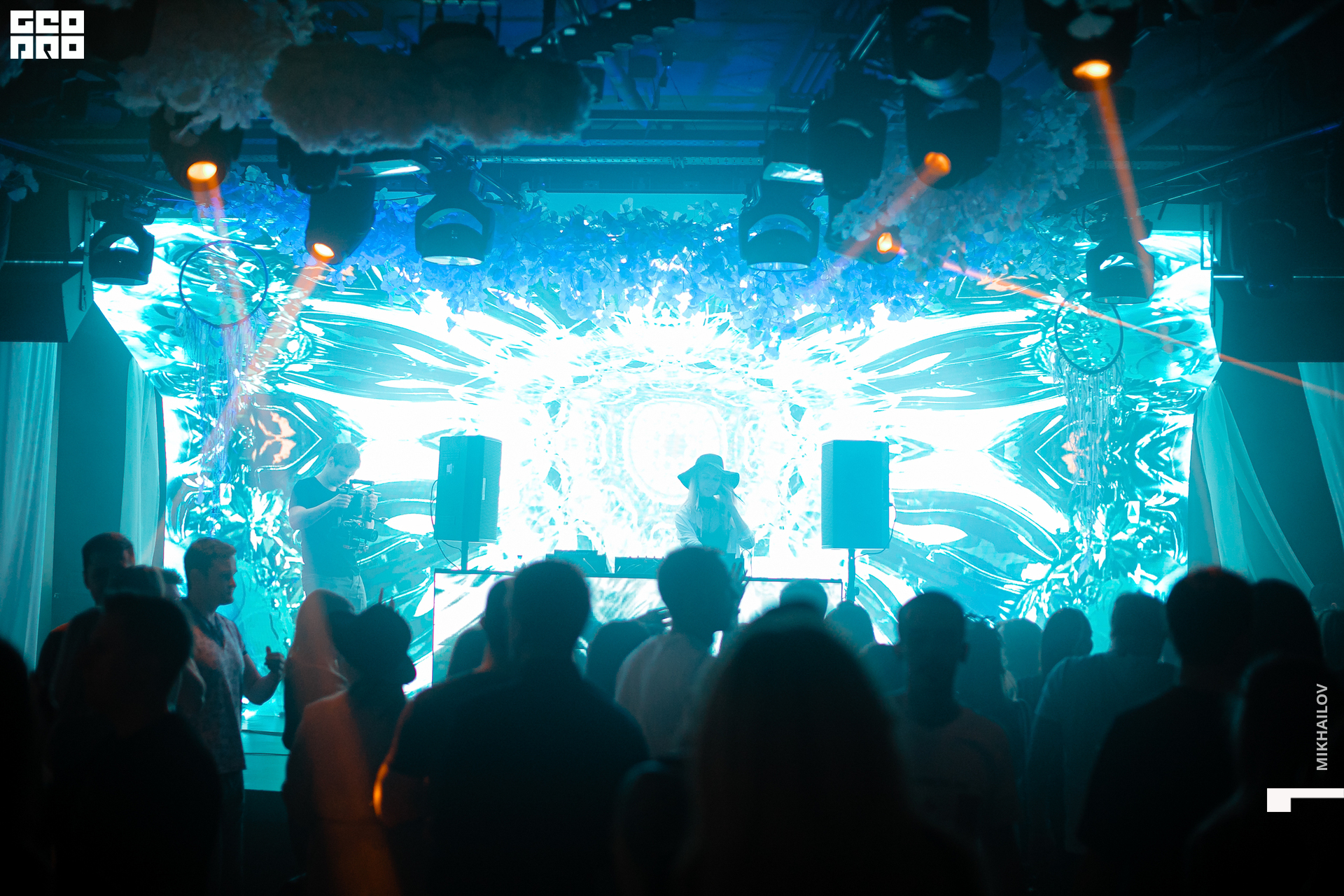 056-11-04-2021-01-30-We are - Mikhailov - 2560.jpg