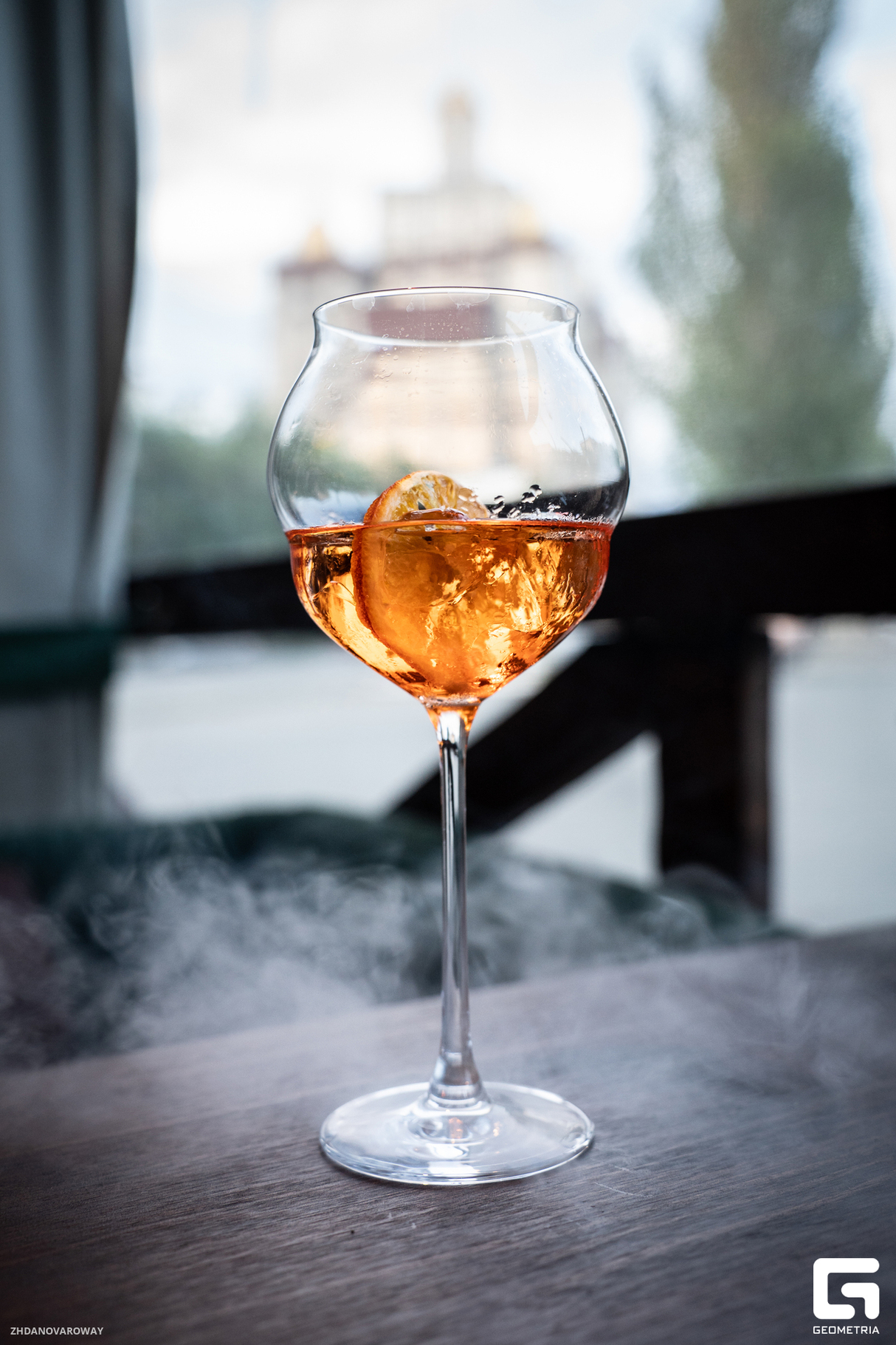 Пятничный вайб в TWR HOOKAH LAB 22