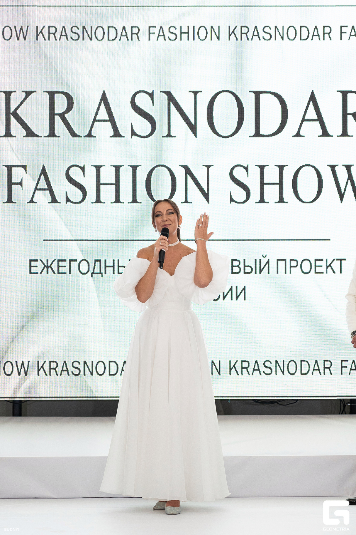 KRASNODAR FASHION SHOW в стиле Total White 24