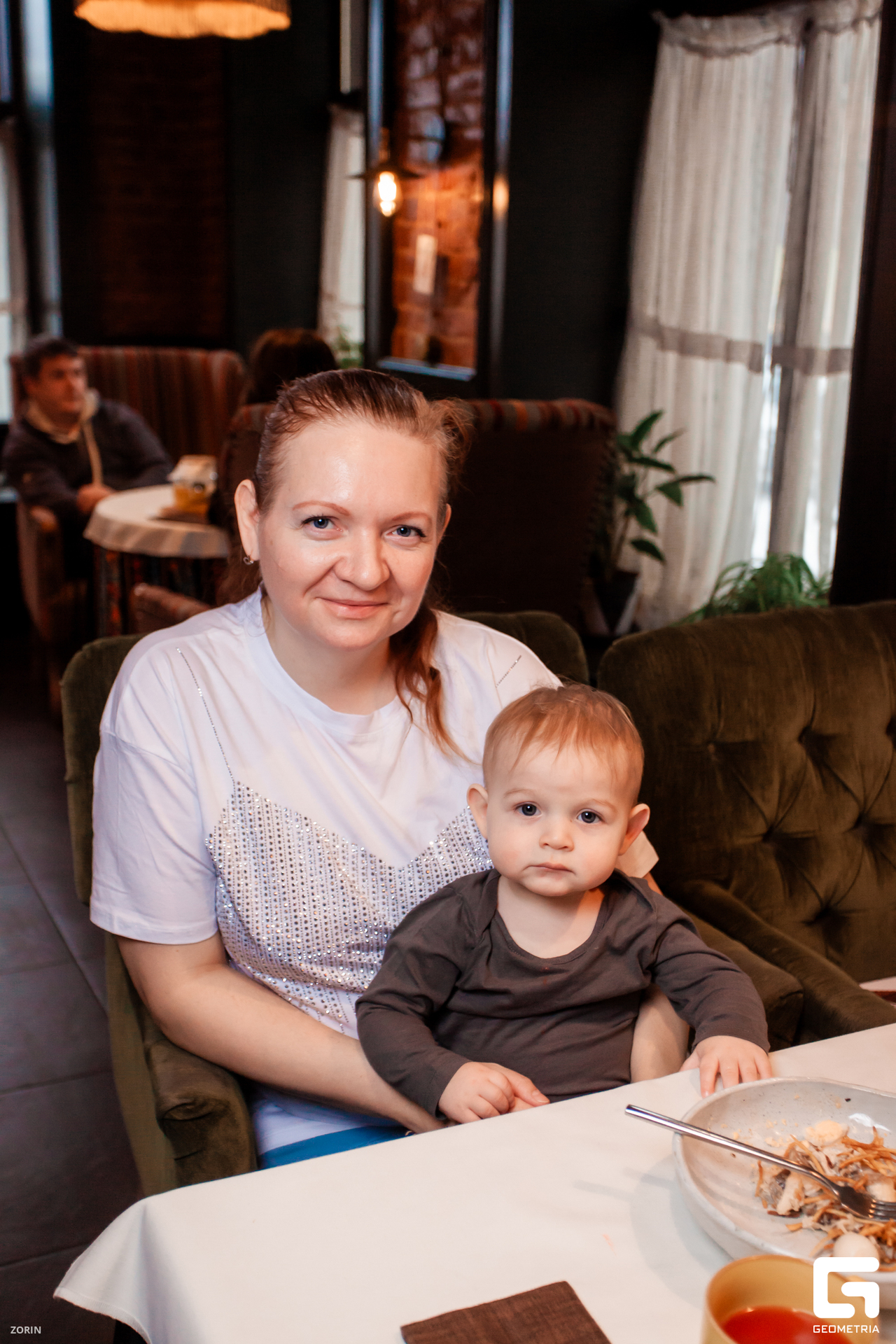 009-13-22-57-03-01-25- Zorin.jpg