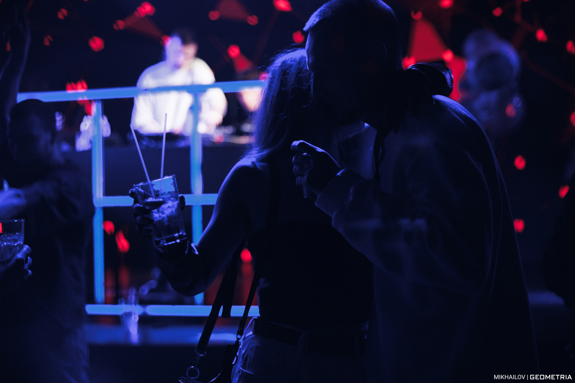 089-190425-5155 mikhailov-weblogo.jpg