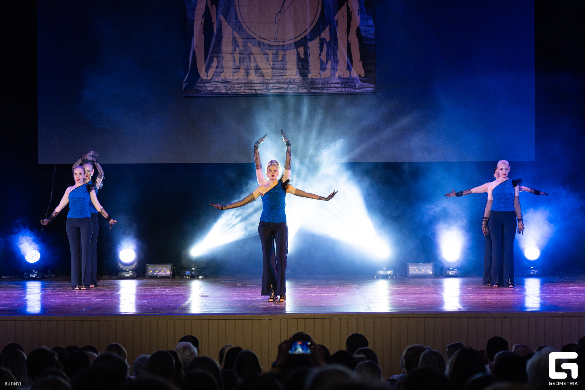 DSC08633-Улучшено-Ум. шума.jpg