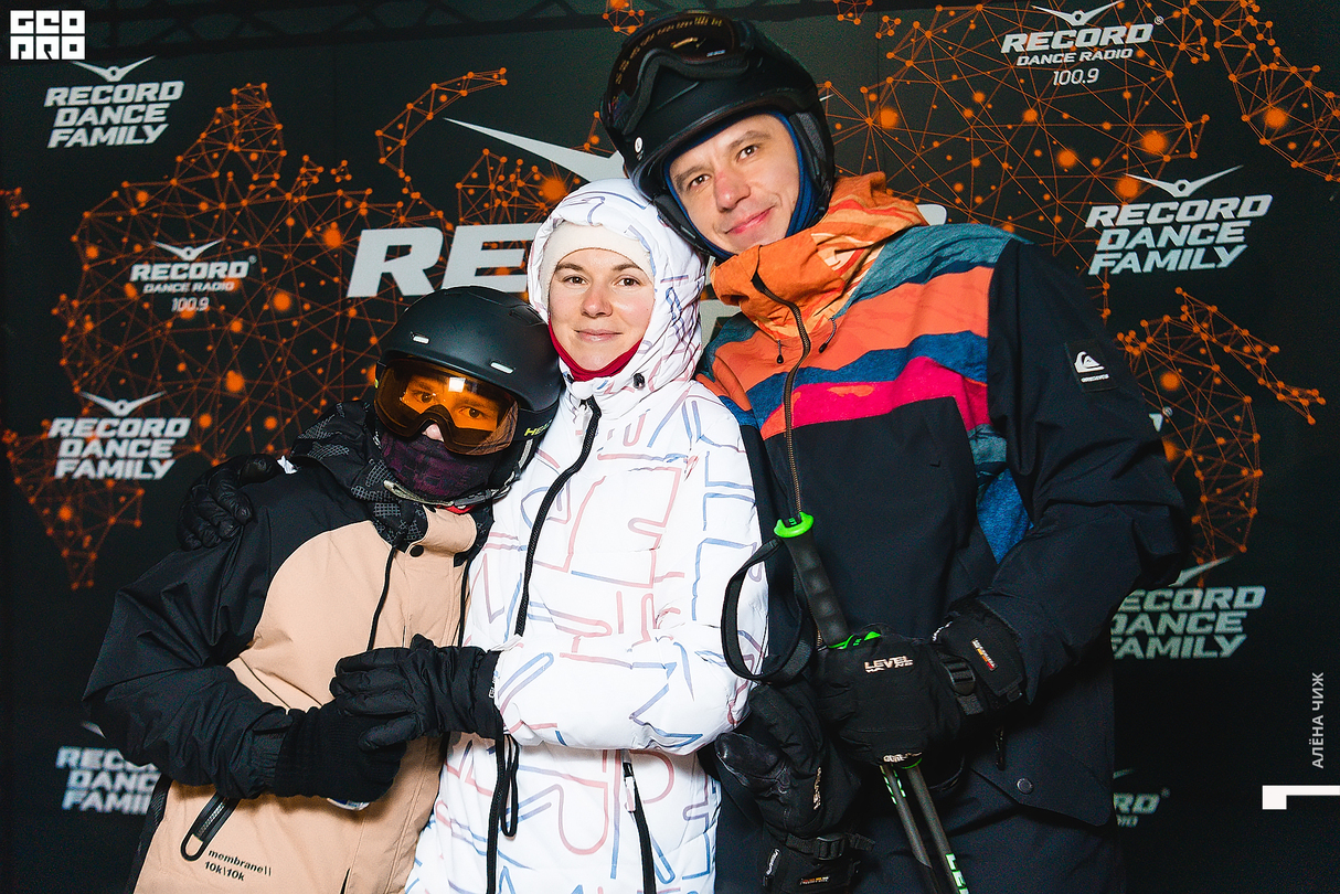 Record Snow Party 2022 10