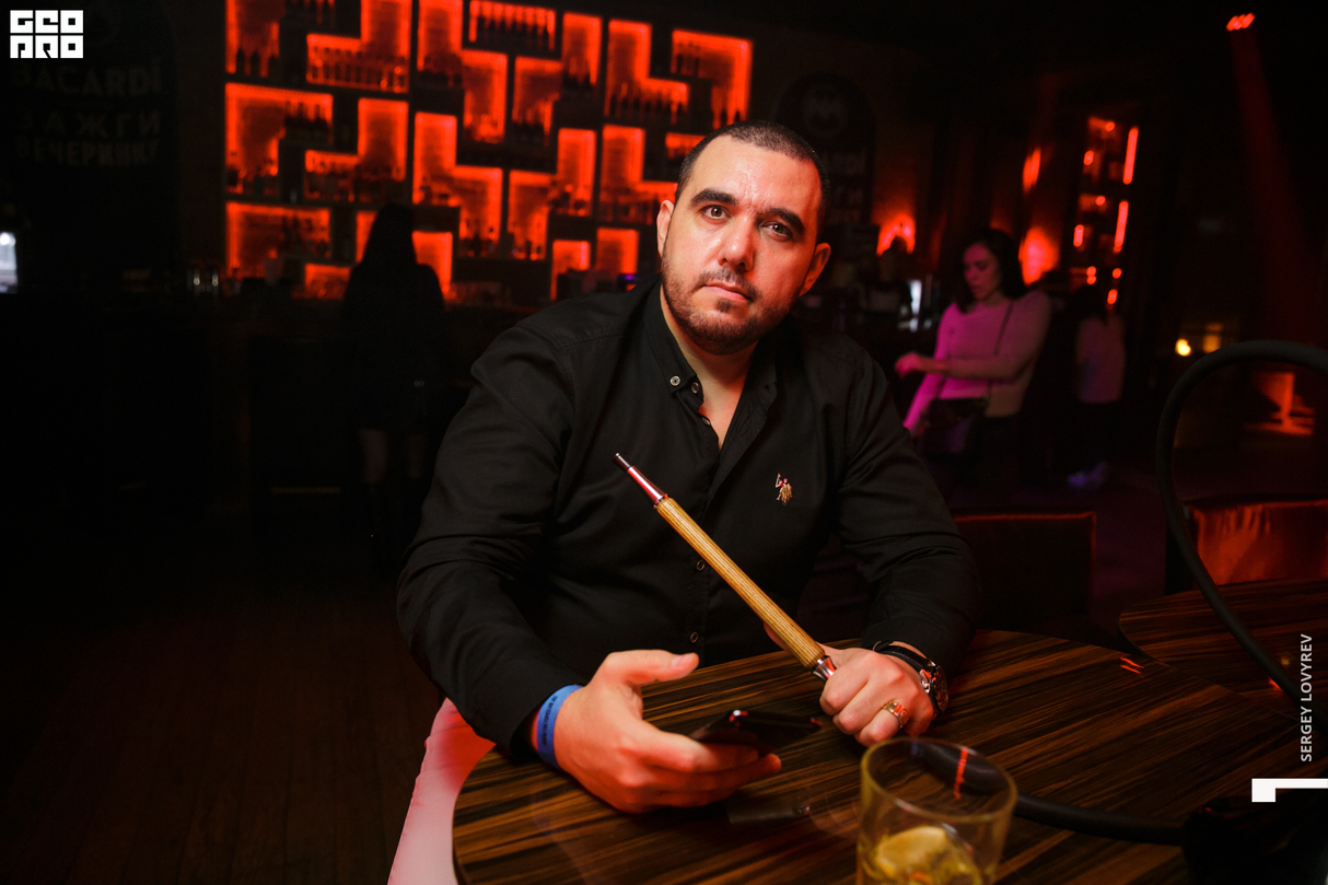 PASHA PORTNOV 16