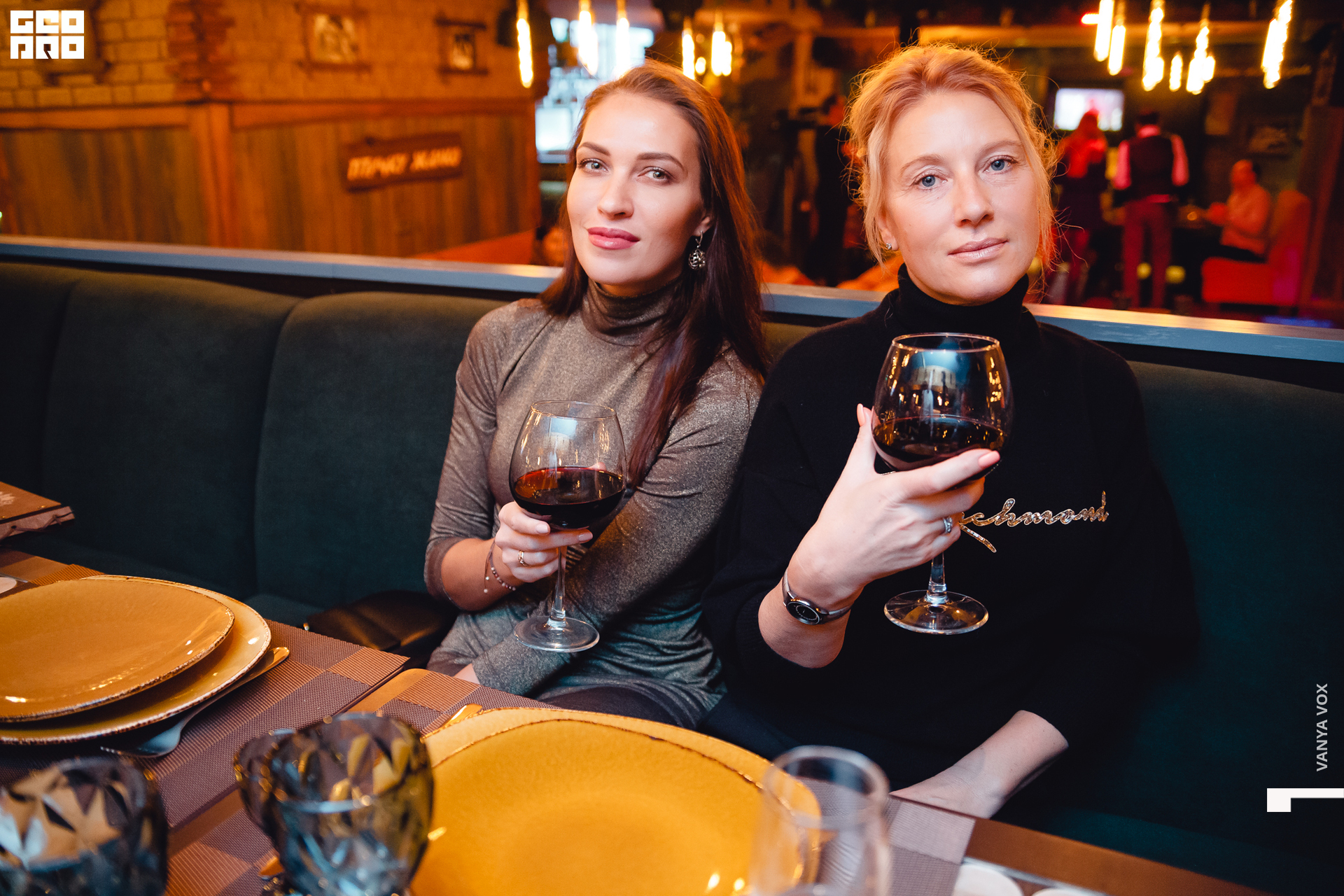 2019-11-29 19-00-00_Вокс_0015.jpg