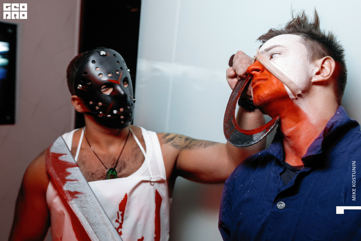 MAD HOUSE 15