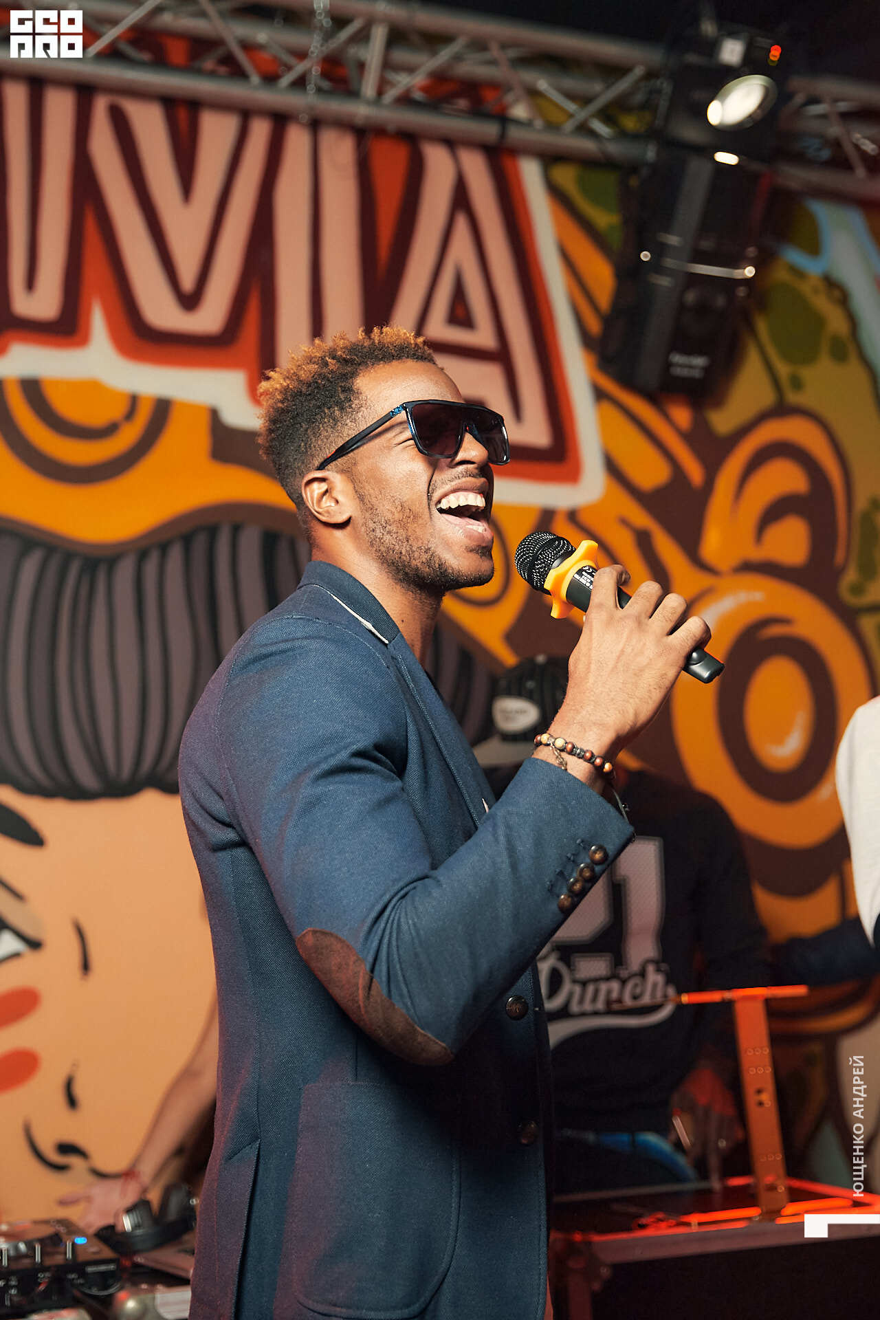 042 IMG_4213  FHD.jpg