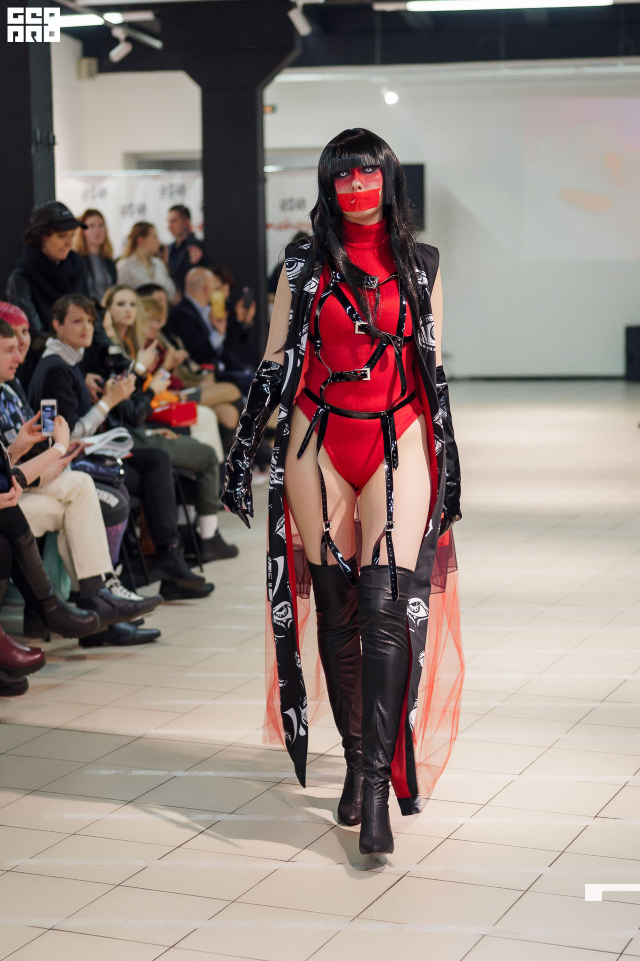 01.02.20_StreetFashionShow АртМуза_0608.JPG