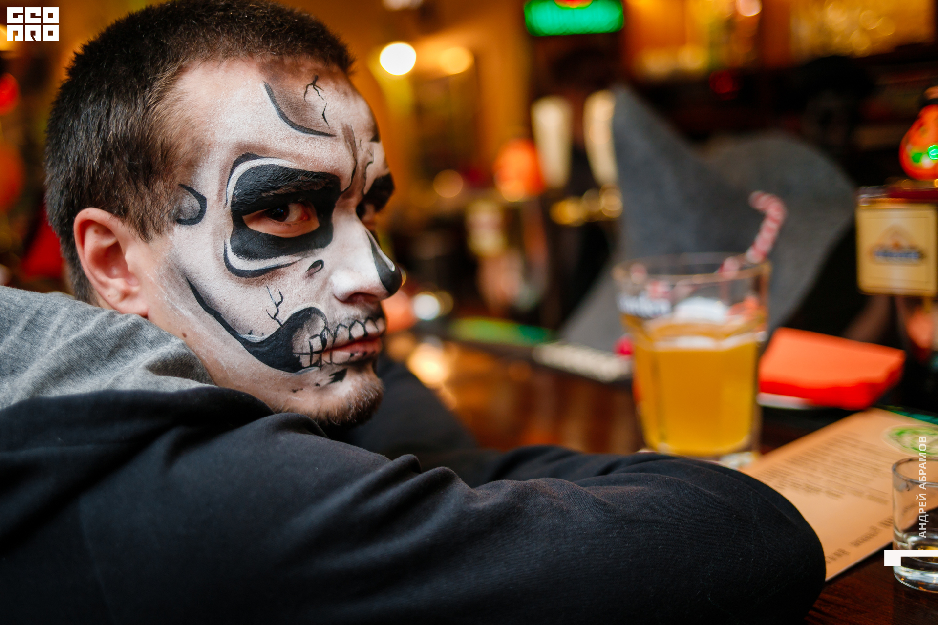 311019 Бар на Бейвеля Абрамов 0034.jpg