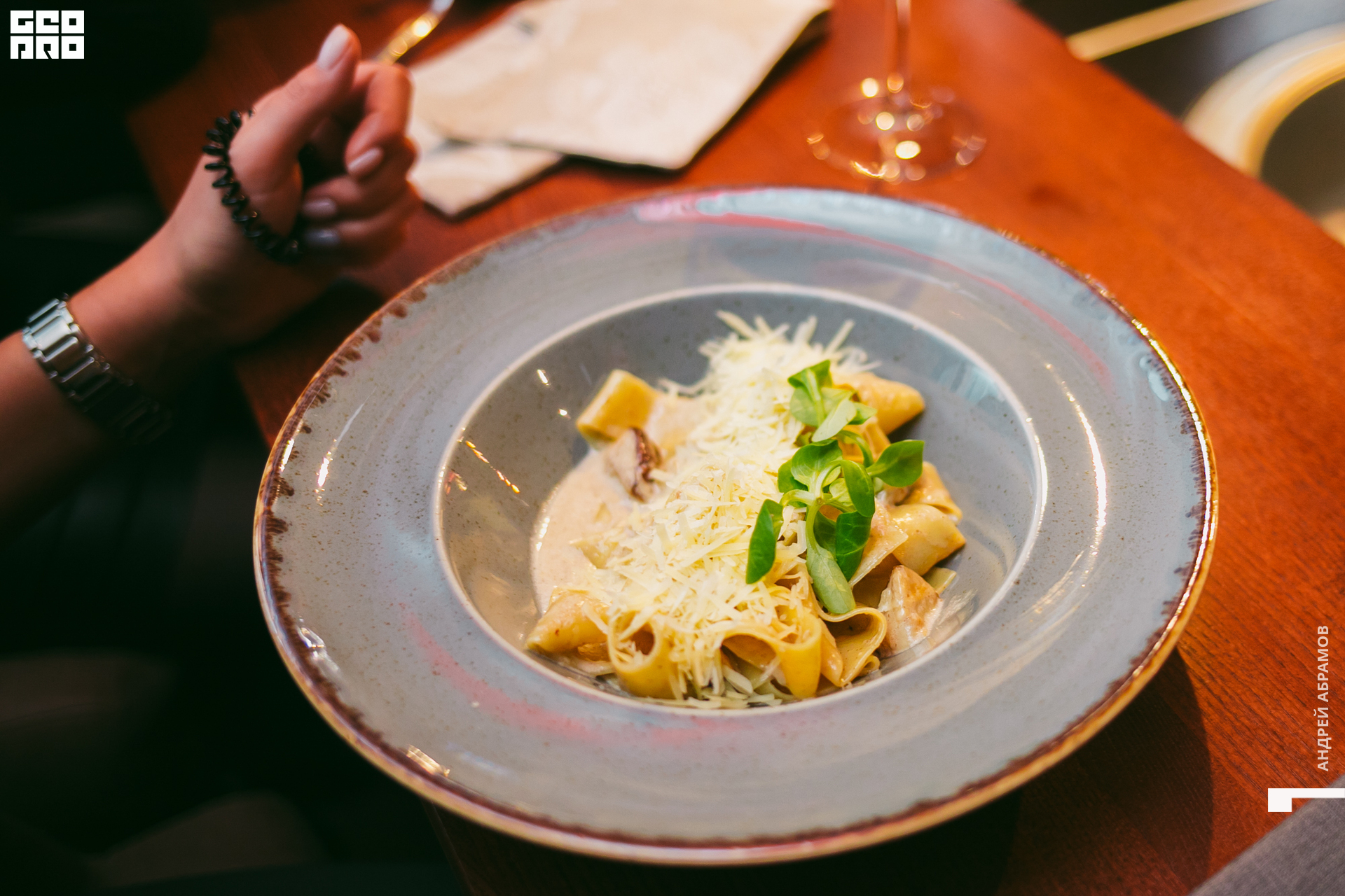 131219 Птичка и 5561 Абрамов для загрузки  0106.jpg