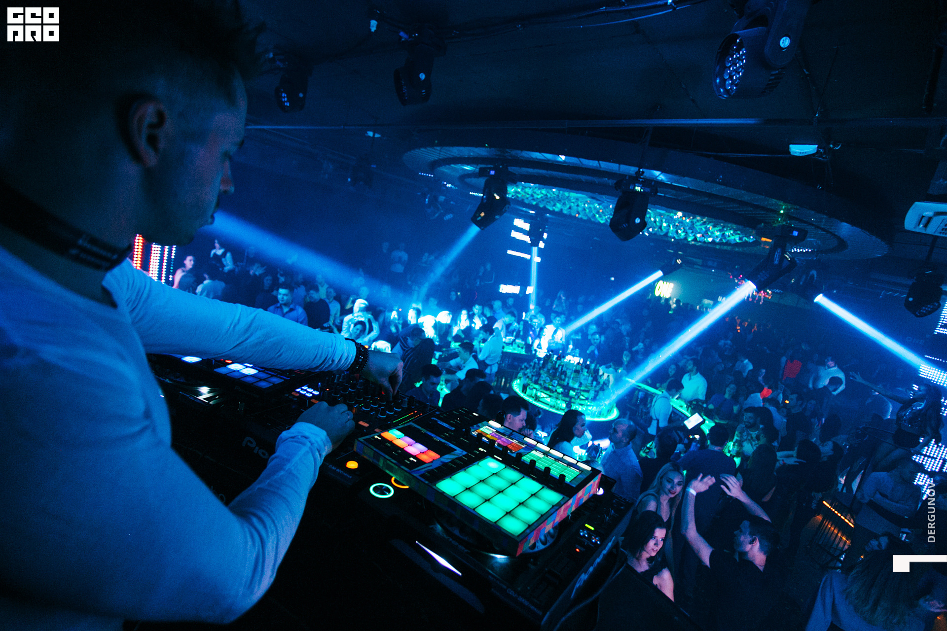 2019-11-17 01-45-21IMG_9033.jpg