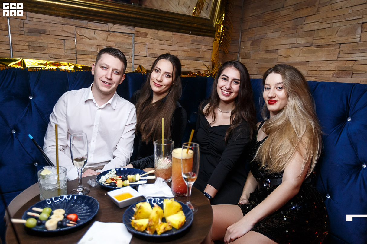 Friday party at Life Club 8