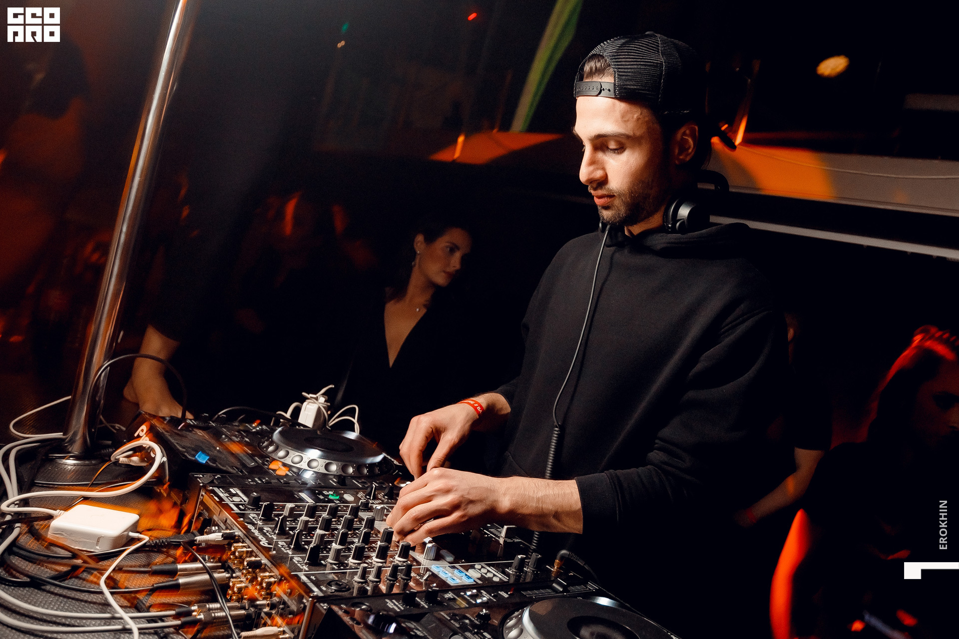 072 2020-11-01_02-28-07-072-EROKHIN.jpg