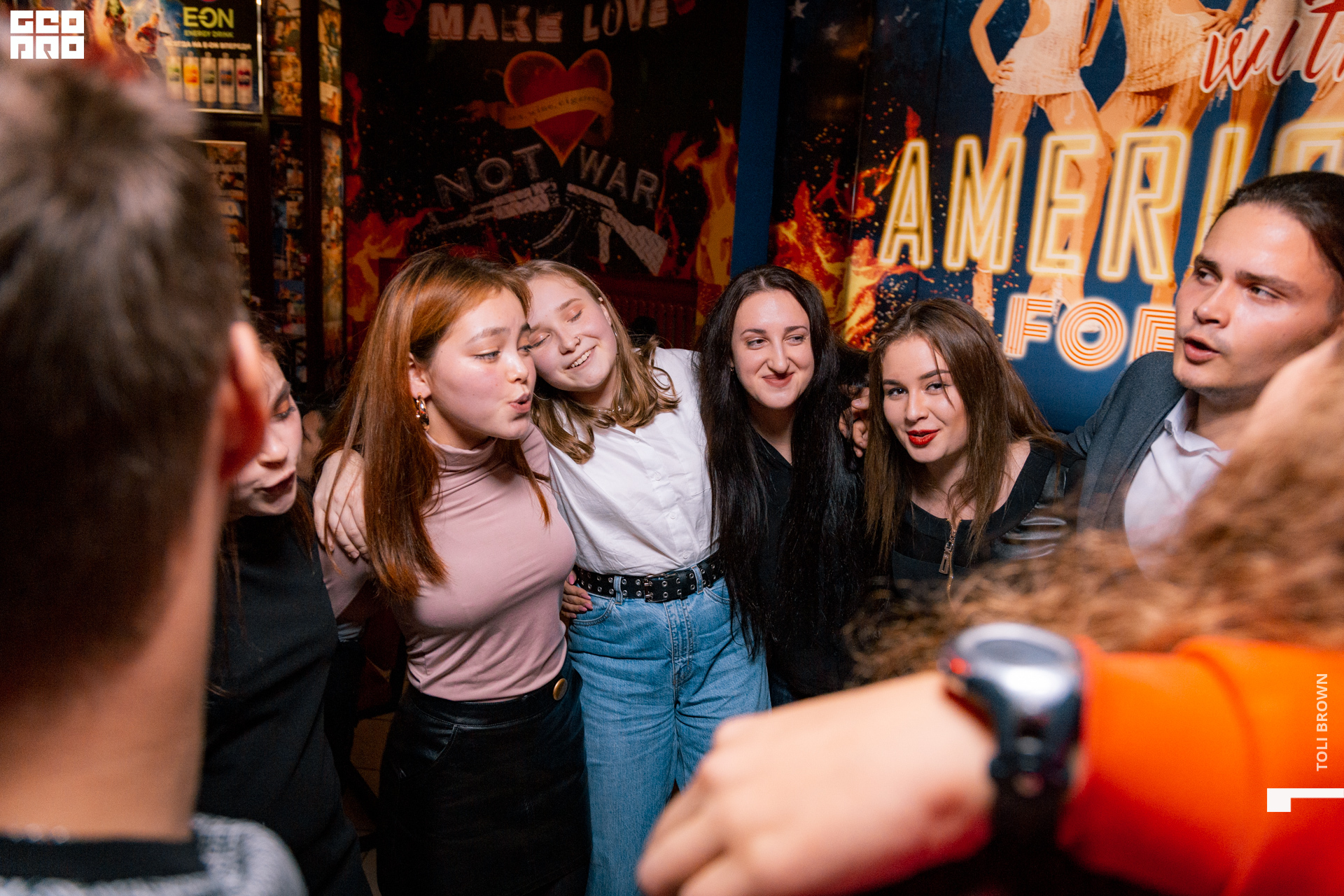 _026_17.10.20_Toli Brown.jpg