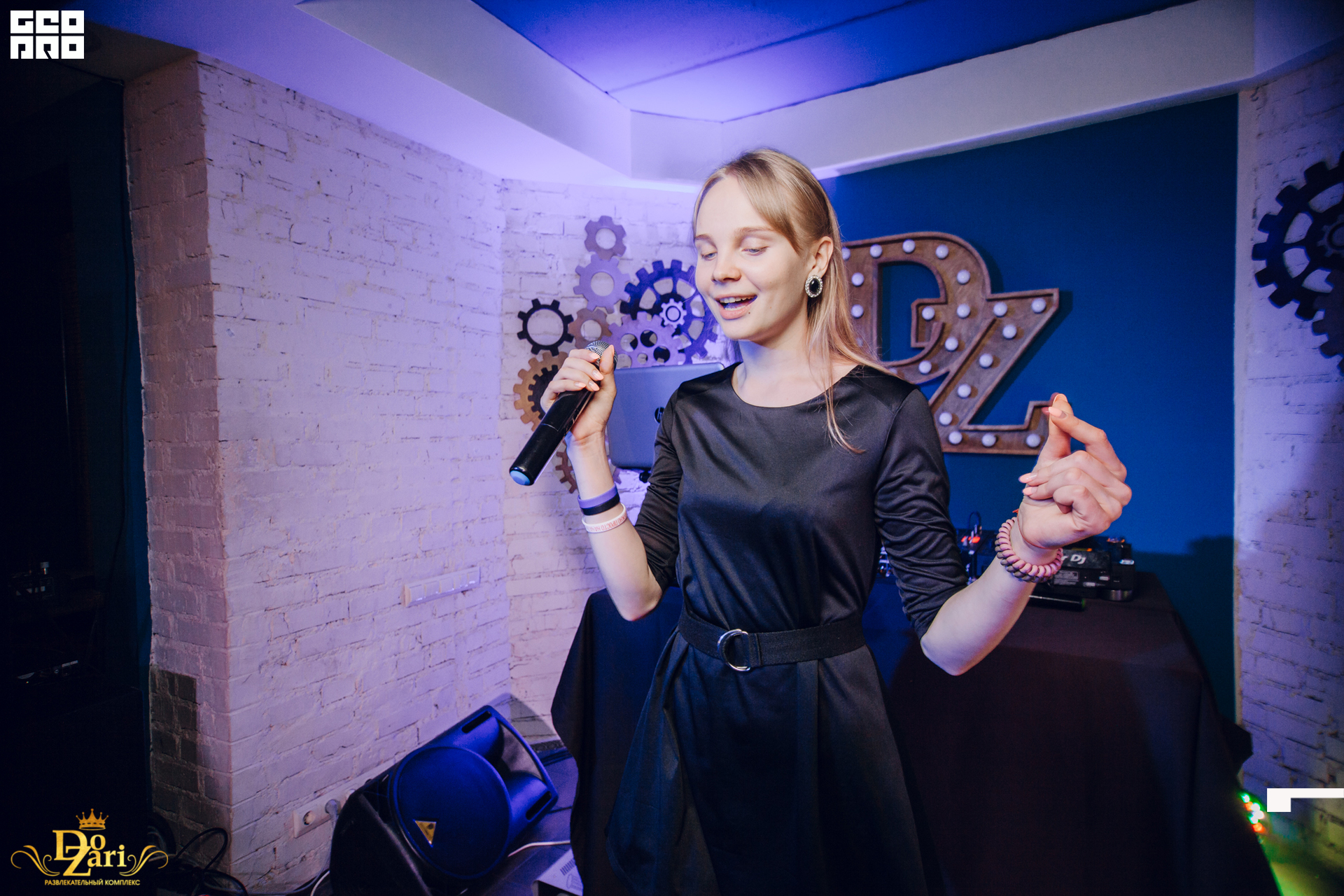 19-10-11 23-29-52.jpg