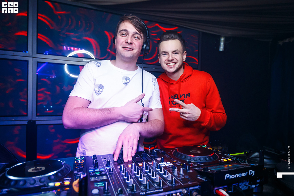 House of Madness I Friday Party at One Club Prague 28
