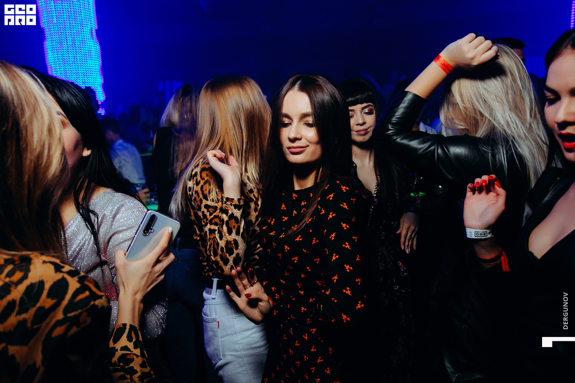 2019-11-17 01-53-27IMG_9106.jpg