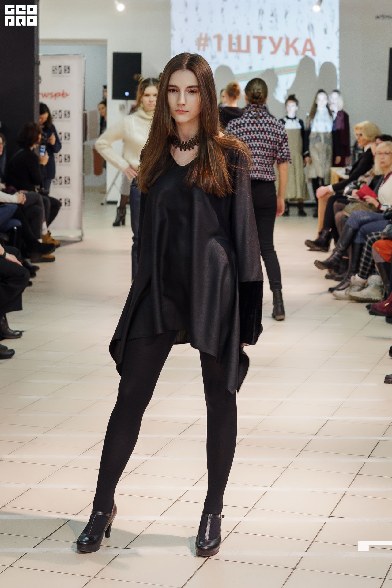 01.02.20_StreetFashionShow АртМуза_0185.JPG