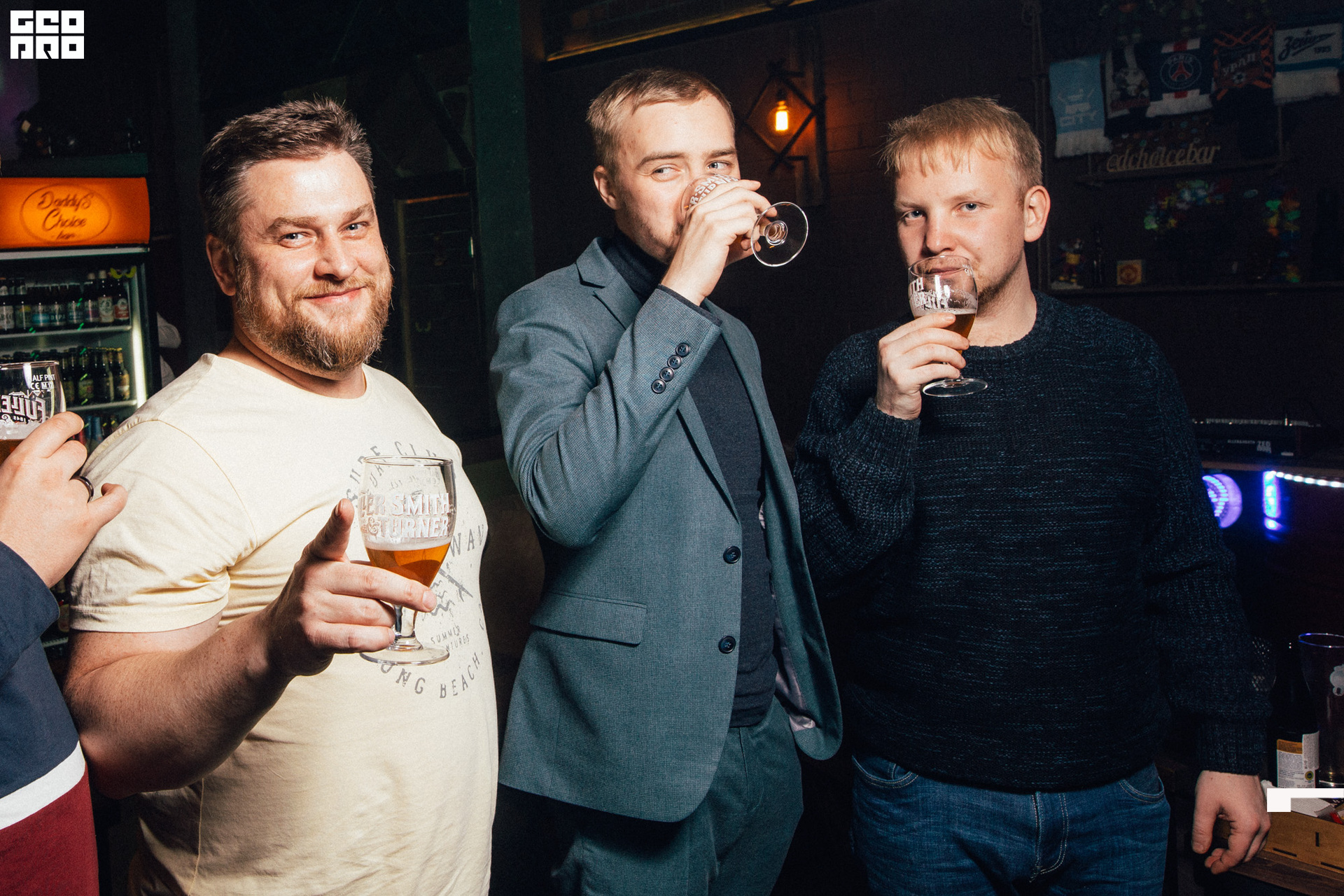 009 191108_213727_uri_0009.jpg