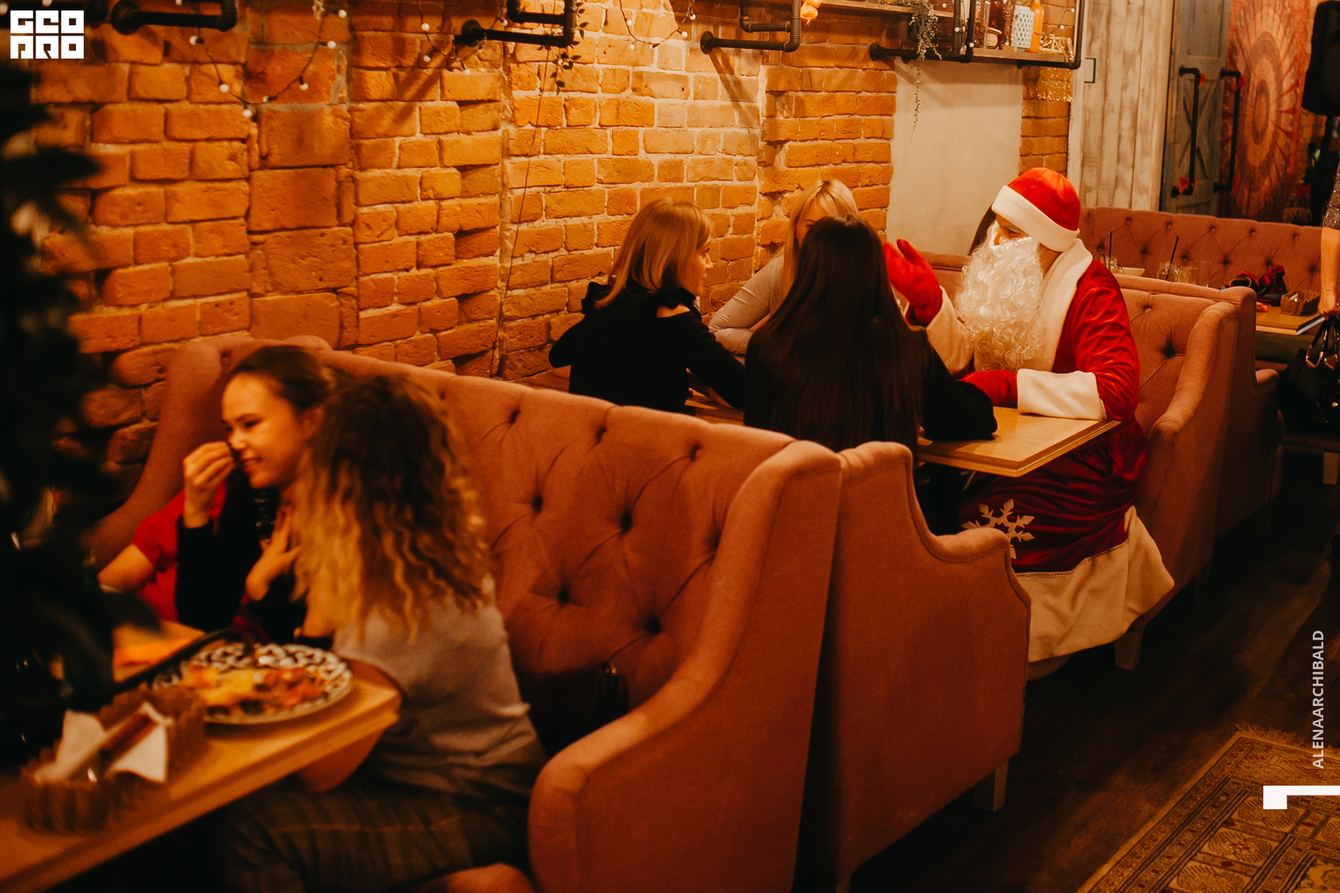 2019-12-20 20-00-13_alenaarchibald_0046.jpg