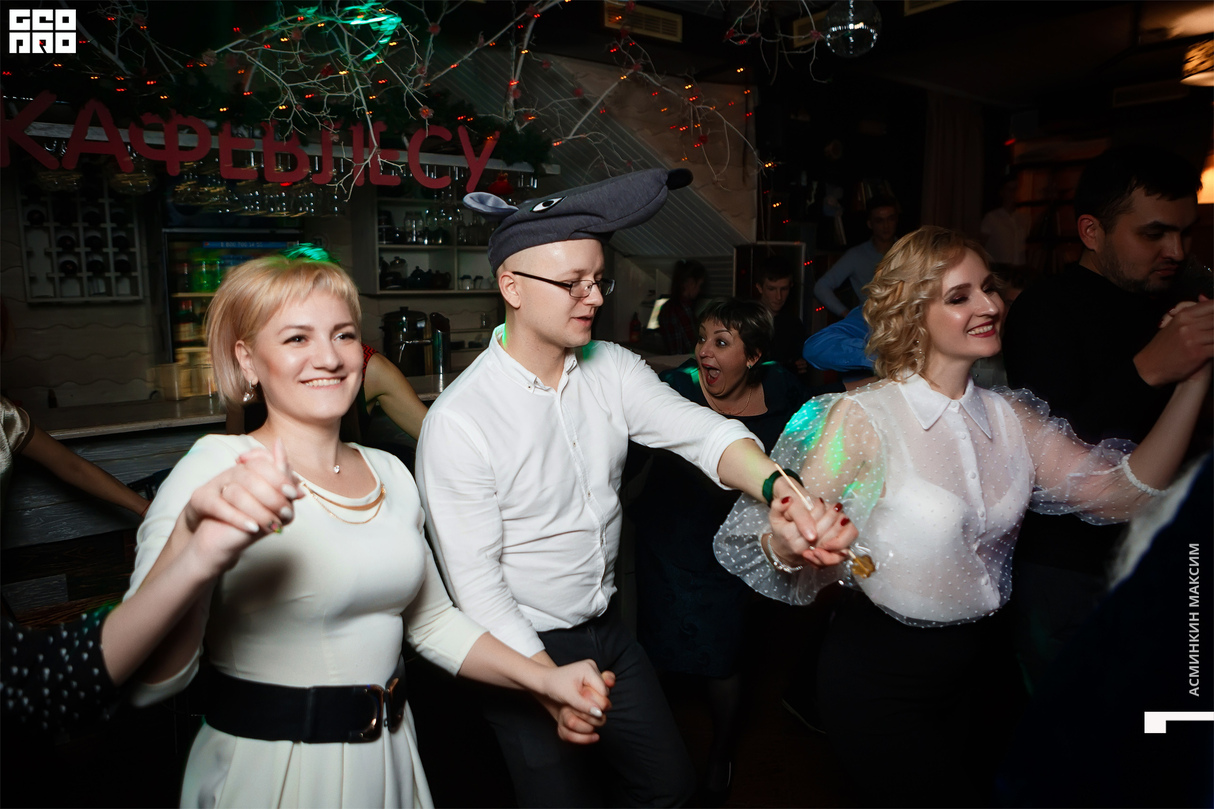 Пятничная вечеринка в "Шале" 15