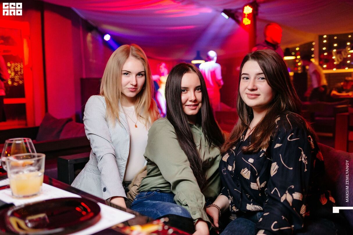 Пятница в План Б Lounge-bar 28
