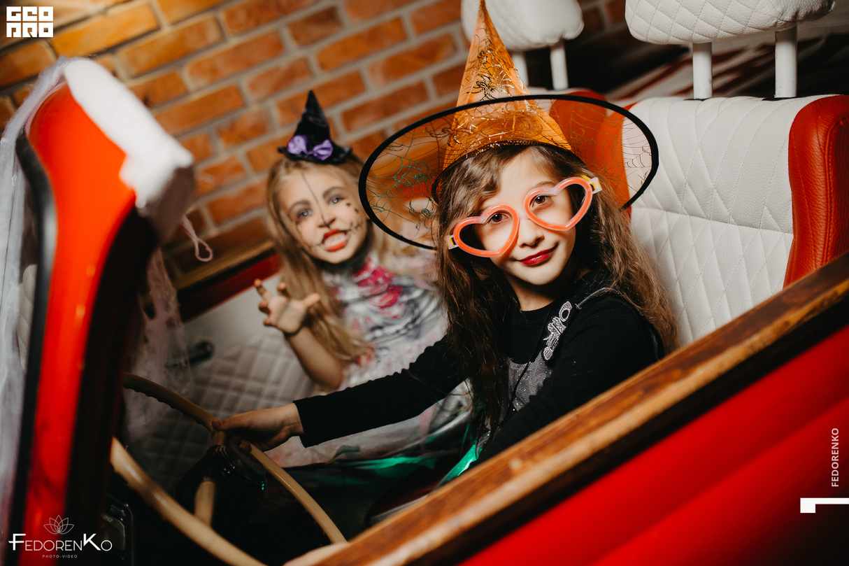 Halloween от модельного агенства YA Models в клубе "Гараж" 18