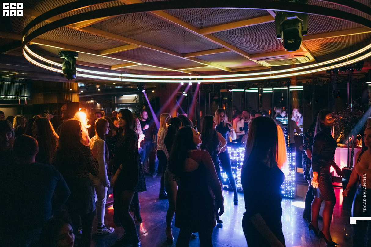 Karaoke&Restaurant "CHAIKOVSKY" - Суботня вечірка 16
