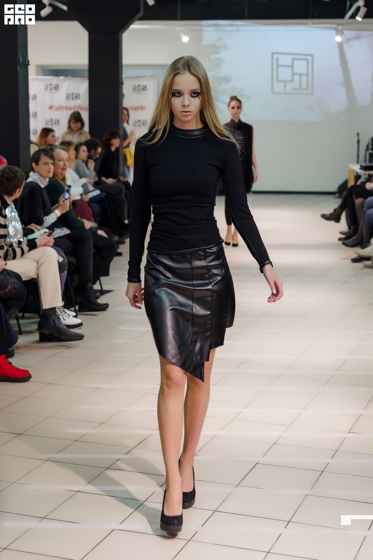 01.02.20_StreetFashionShow АртМуза_0287.JPG