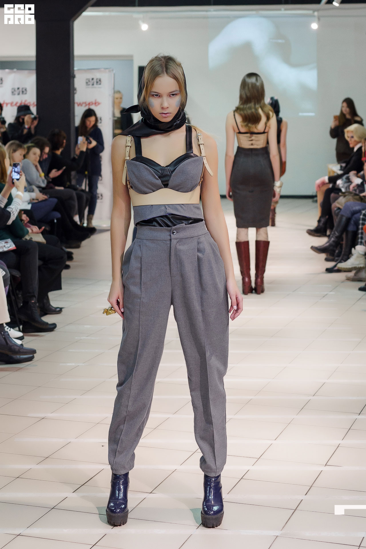 01.02.20_StreetFashionShow АртМуза_0142.JPG