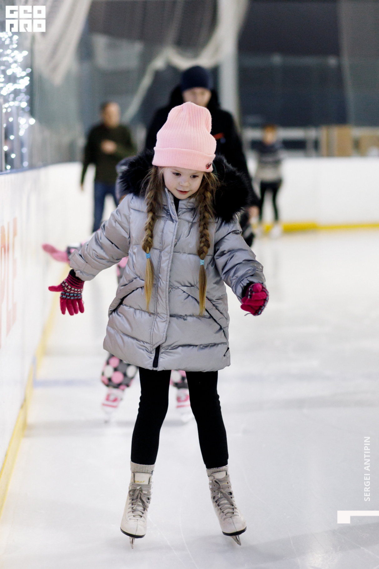 Шоу зеркальной королевы в ICE People 27