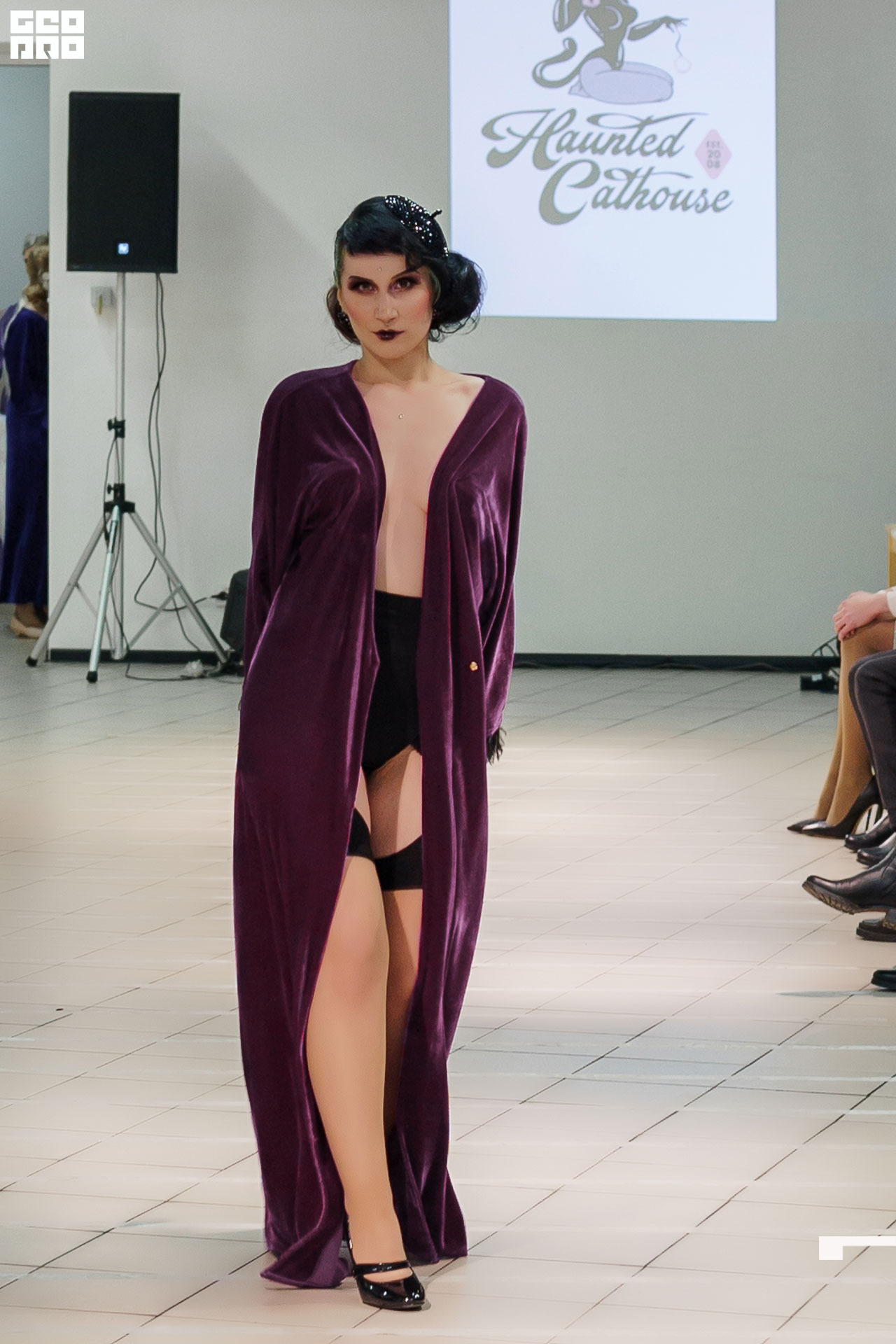 01.02.20_StreetFashionShow АртМуза_0104.JPG