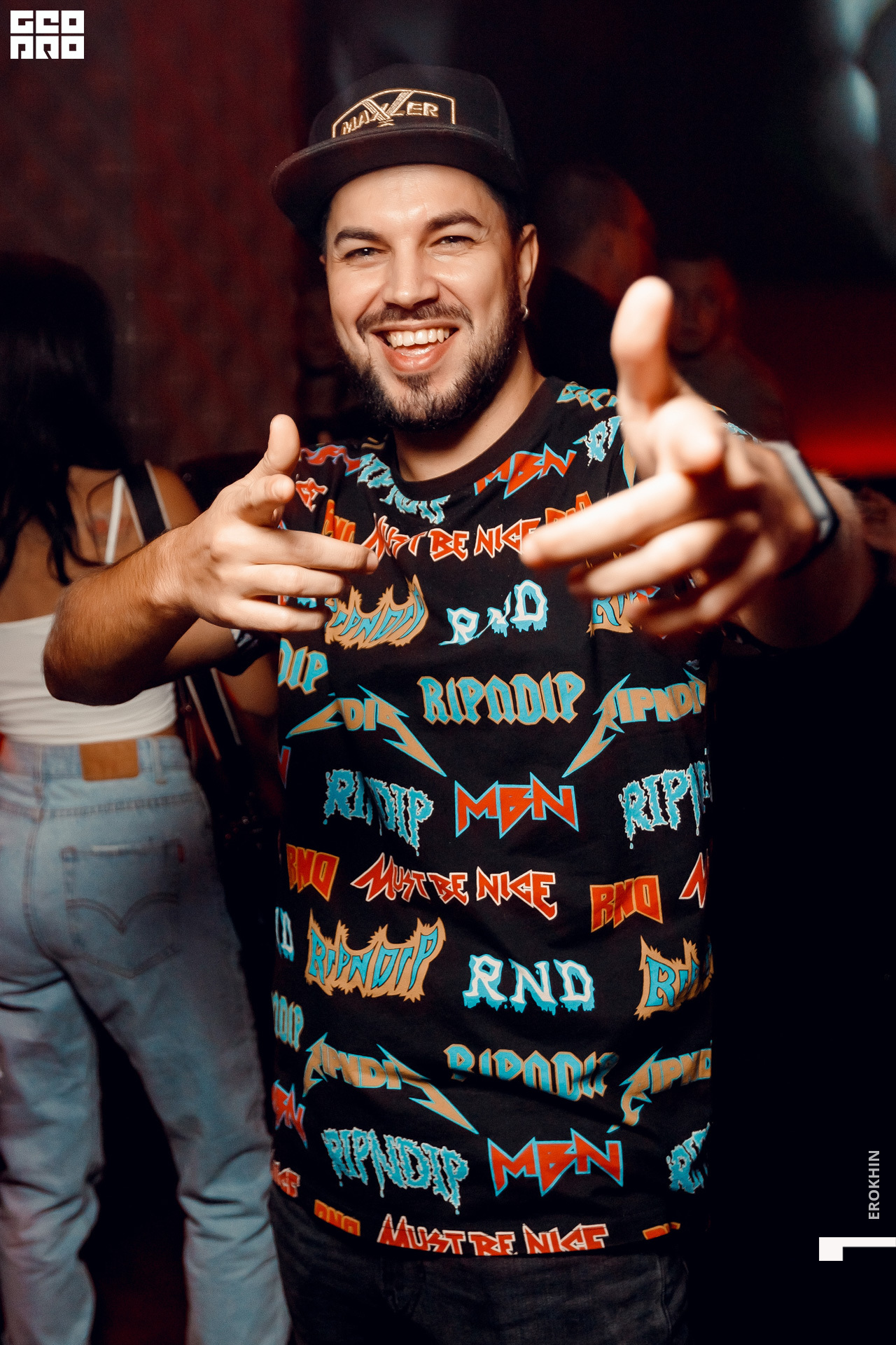 015 2020-11-01_01-08-12-015-EROKHIN.jpg