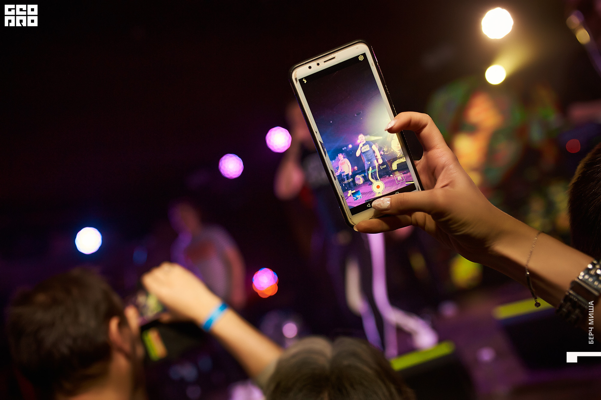 @misha.byorch 0049.jpg