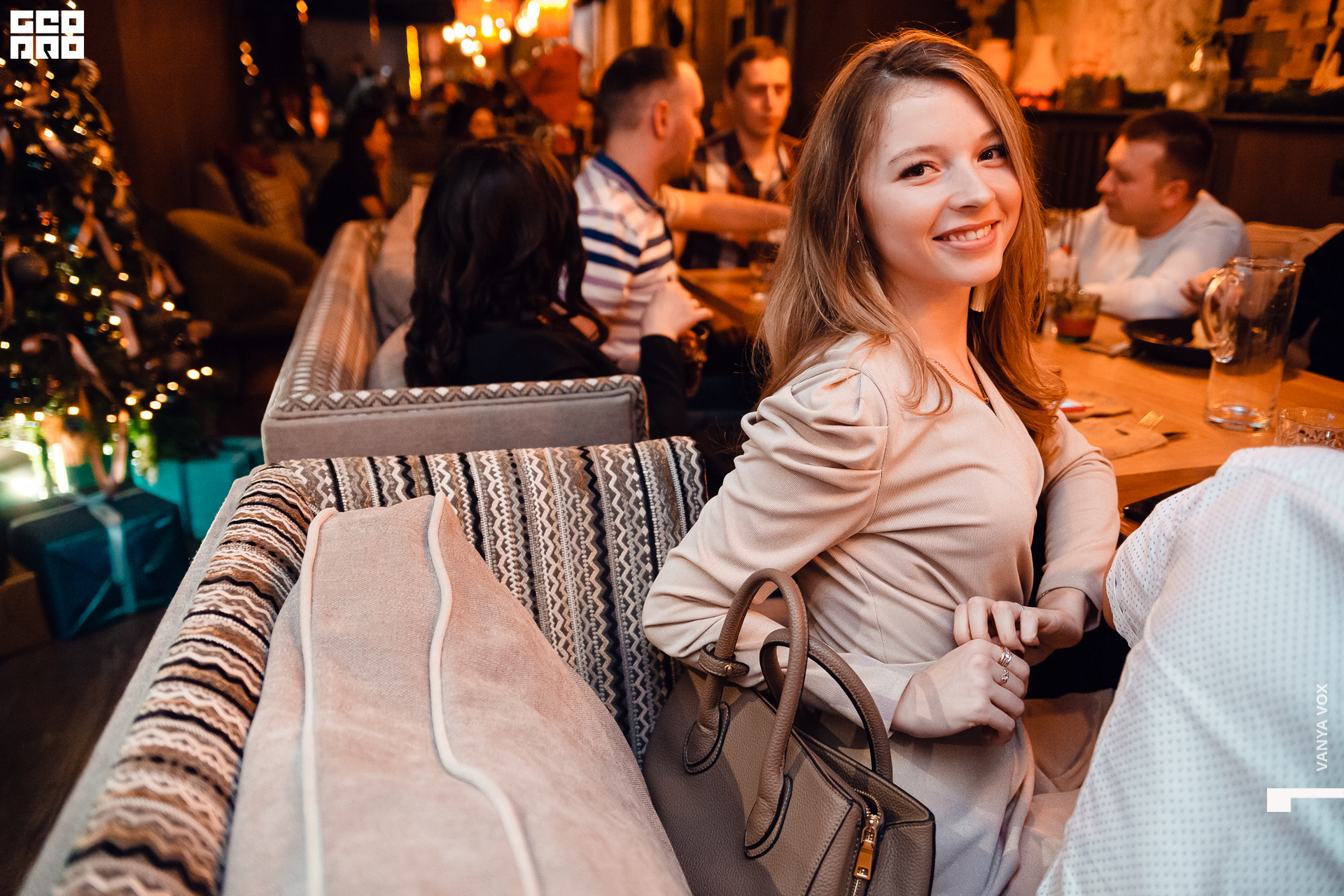 2019-12-20 20-00-00_Вокс_0053.jpg