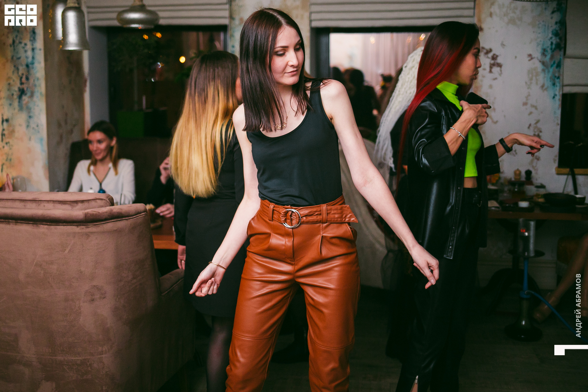 131219 Птичка и 5561 Абрамов для загрузки  0152.jpg