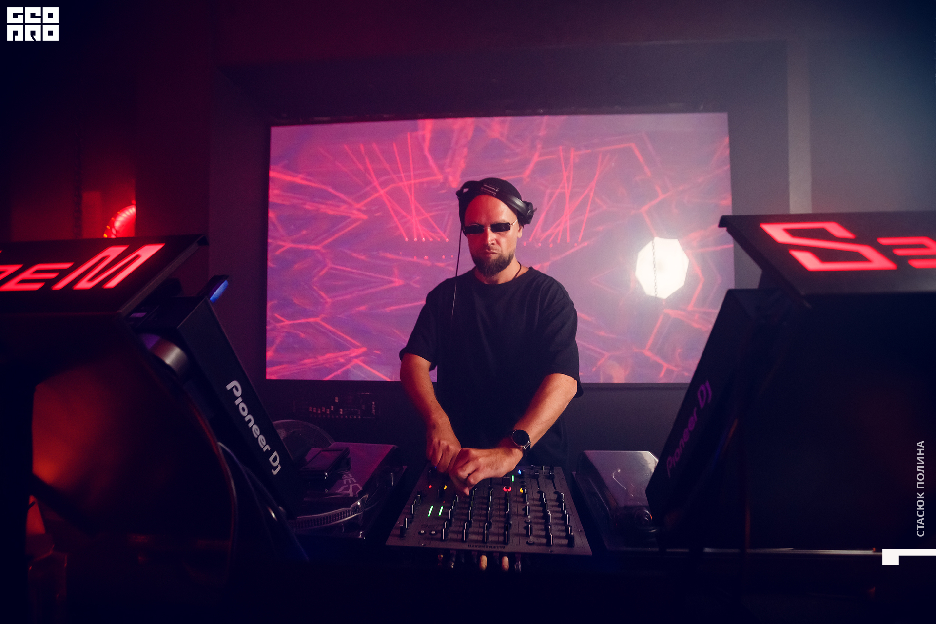 seem seem 17.10107.jpg