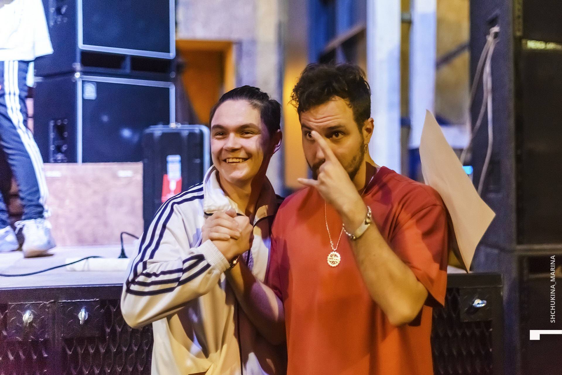 16.10.2019 неон-180.jpg