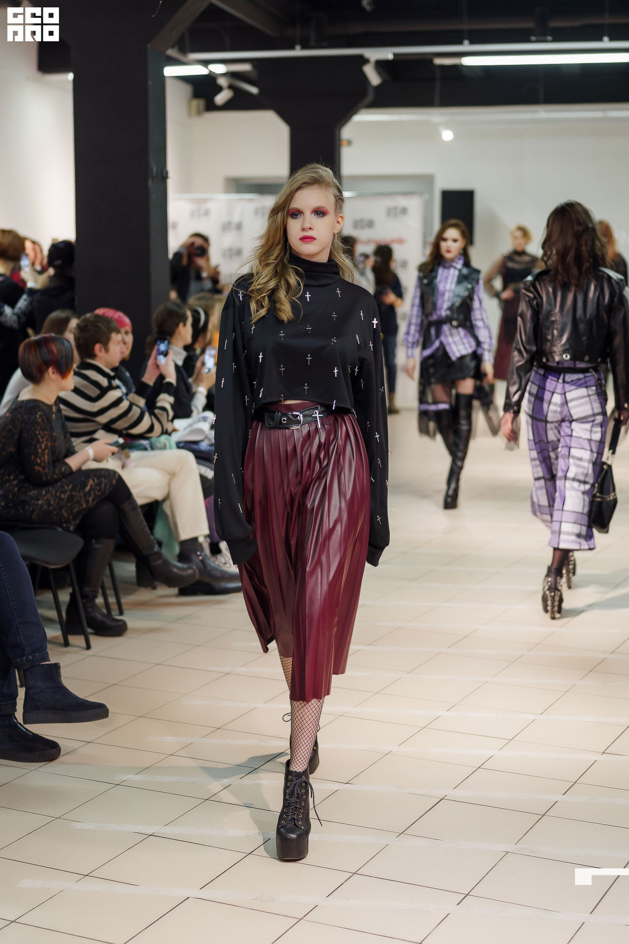 01.02.20_StreetFashionShow АртМуза_0501.JPG