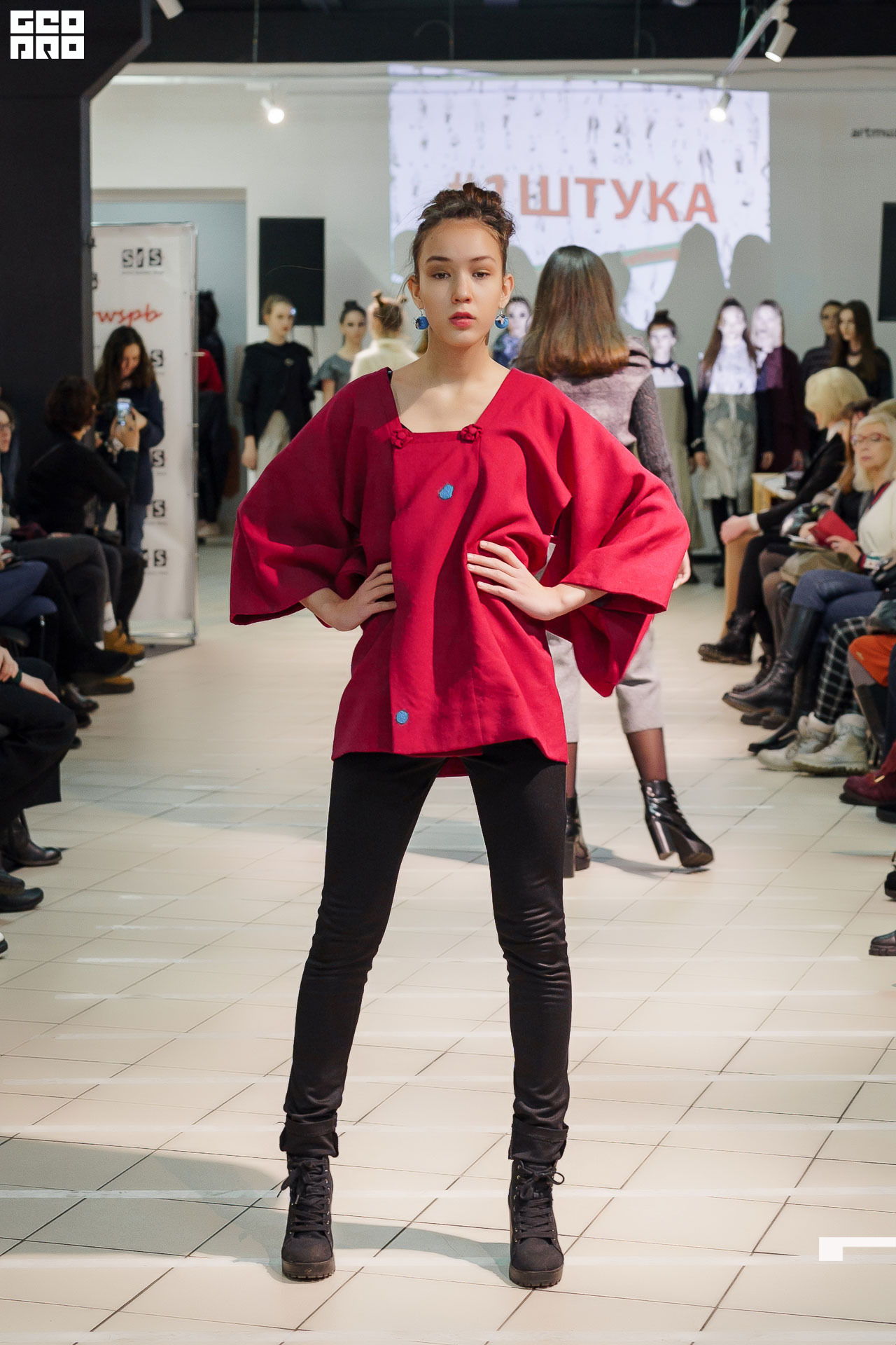 01.02.20_StreetFashionShow АртМуза_0190.JPG