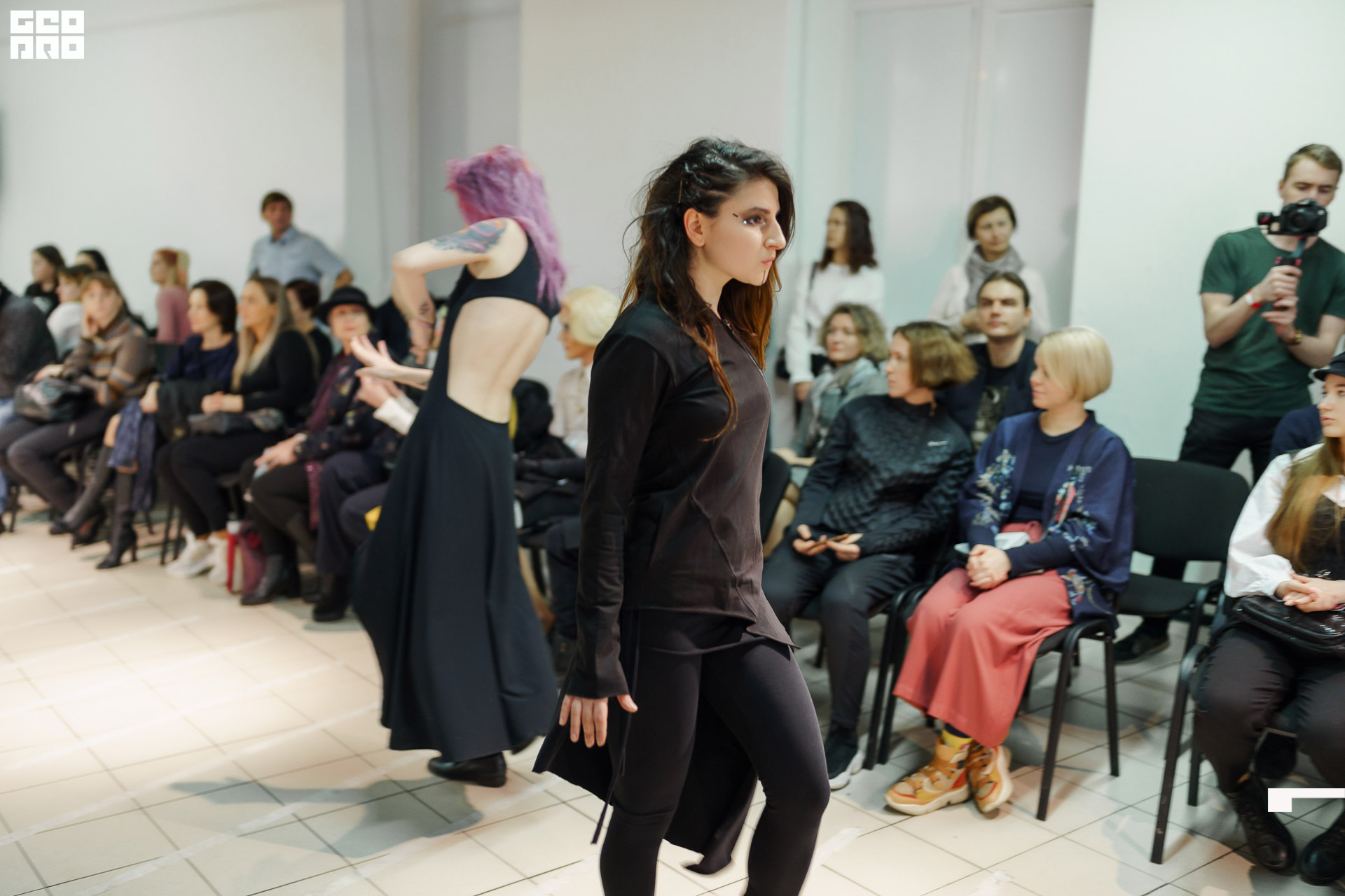 01.02.20_StreetFashionShow АртМуза_0965.JPG