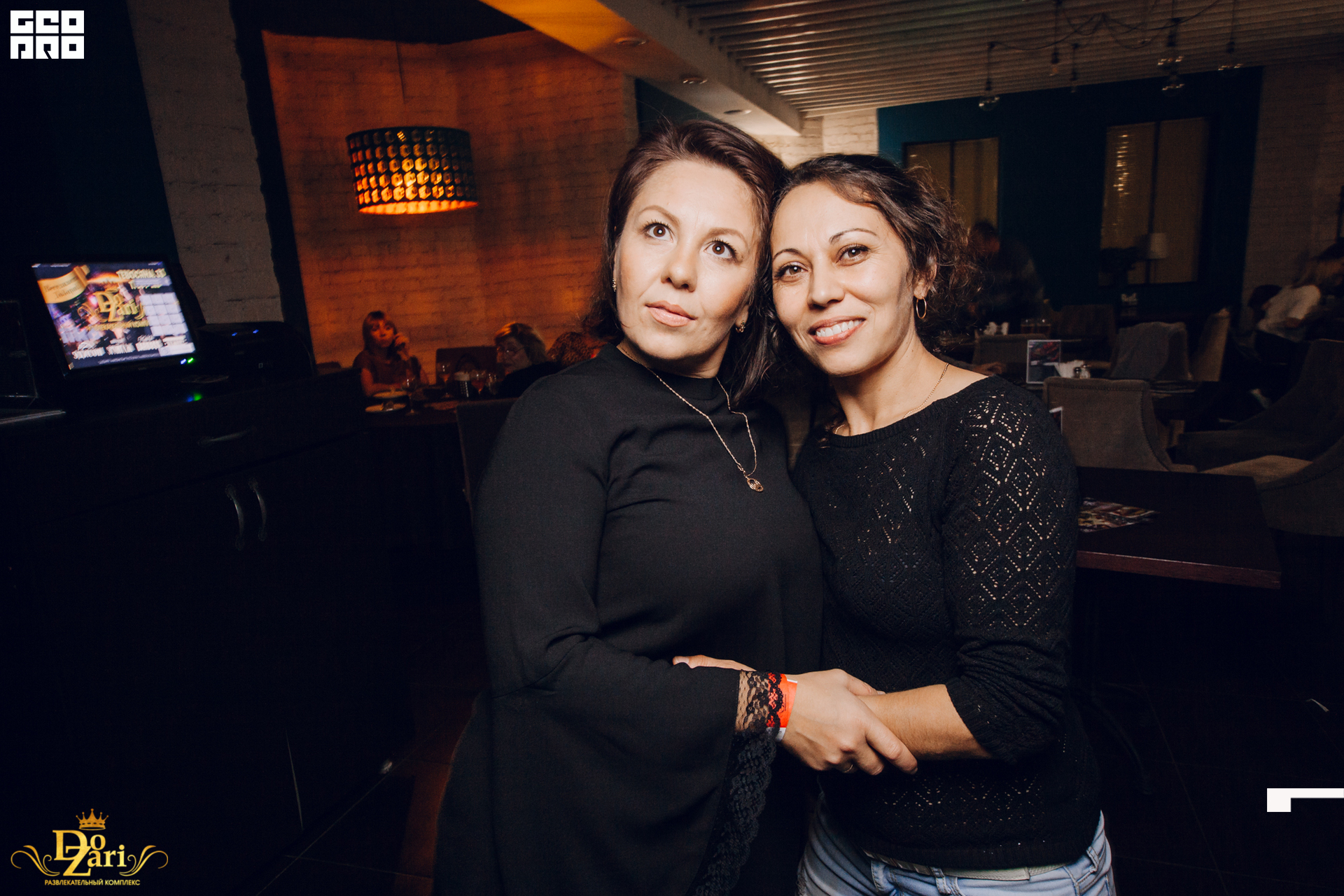 19-10-11 23-23-32.jpg