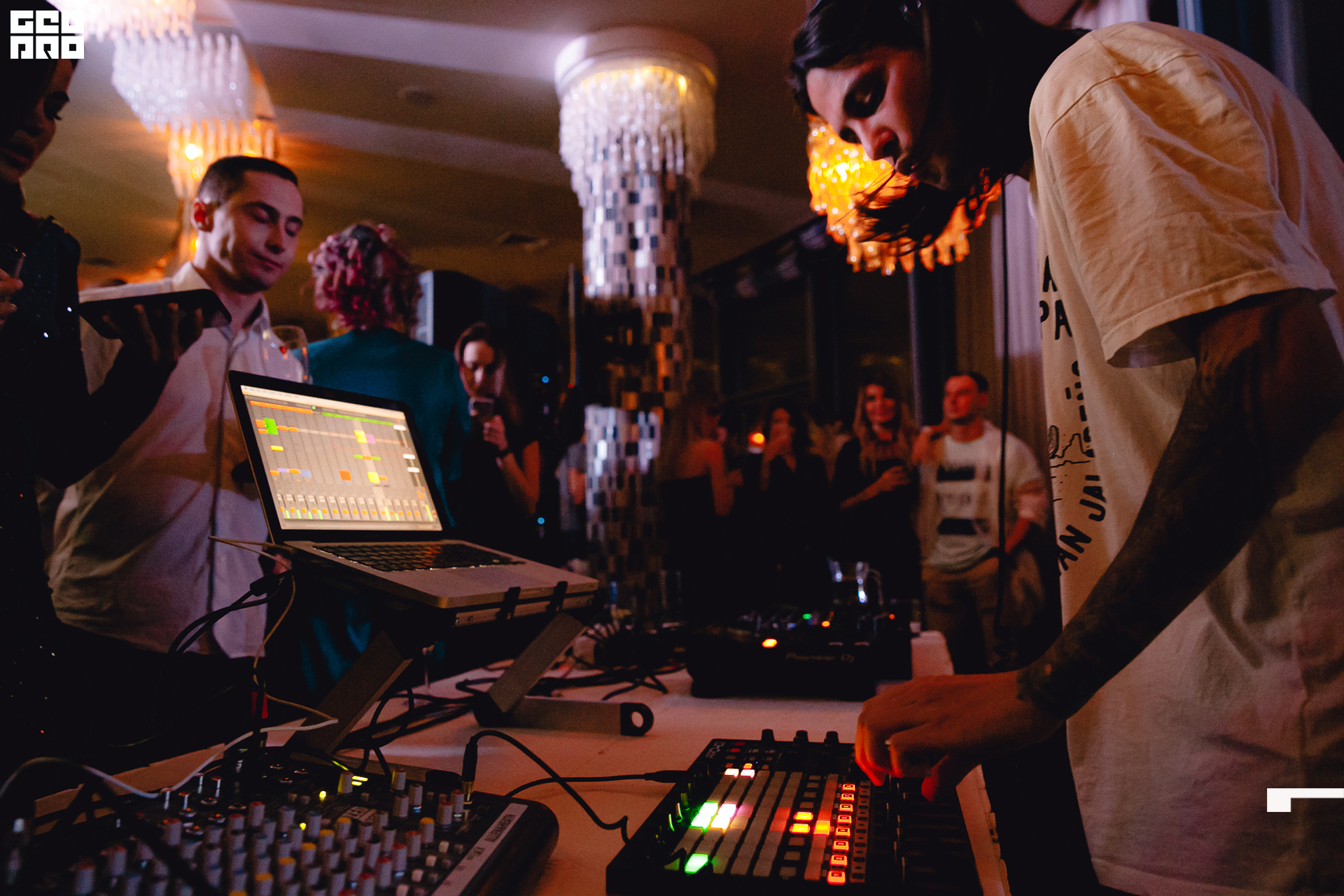 2019-11-22 23-00-00 Krylova_VOX_0113.jpg