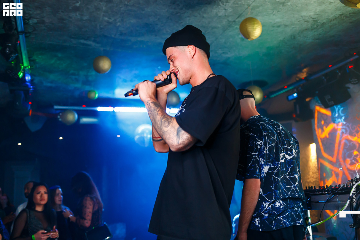 DONY X DAVEE Live Show // Saturday Party at Fashion Club 19