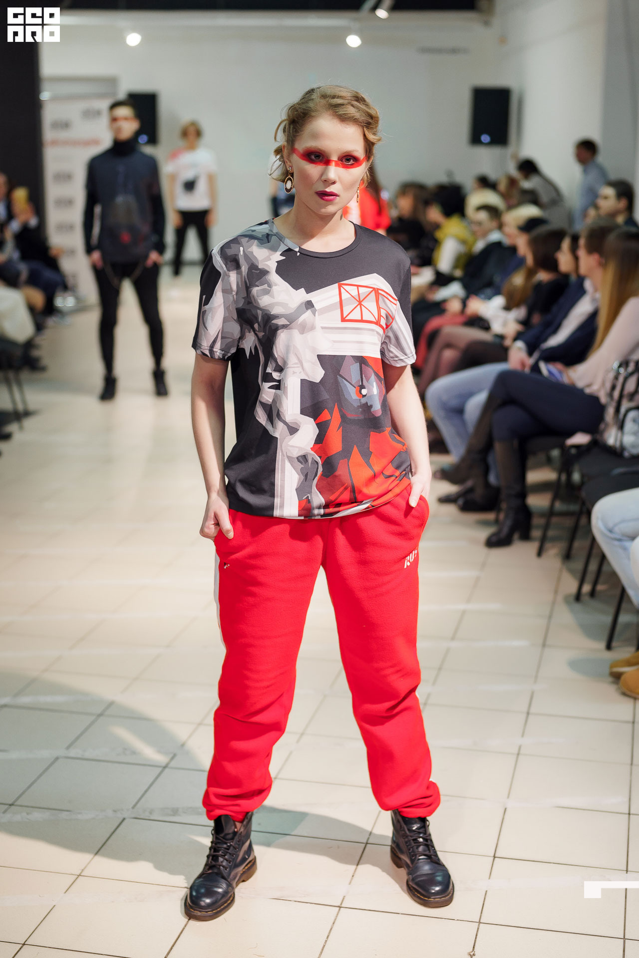 01.02.20_StreetFashionShow АртМуза_0933.JPG