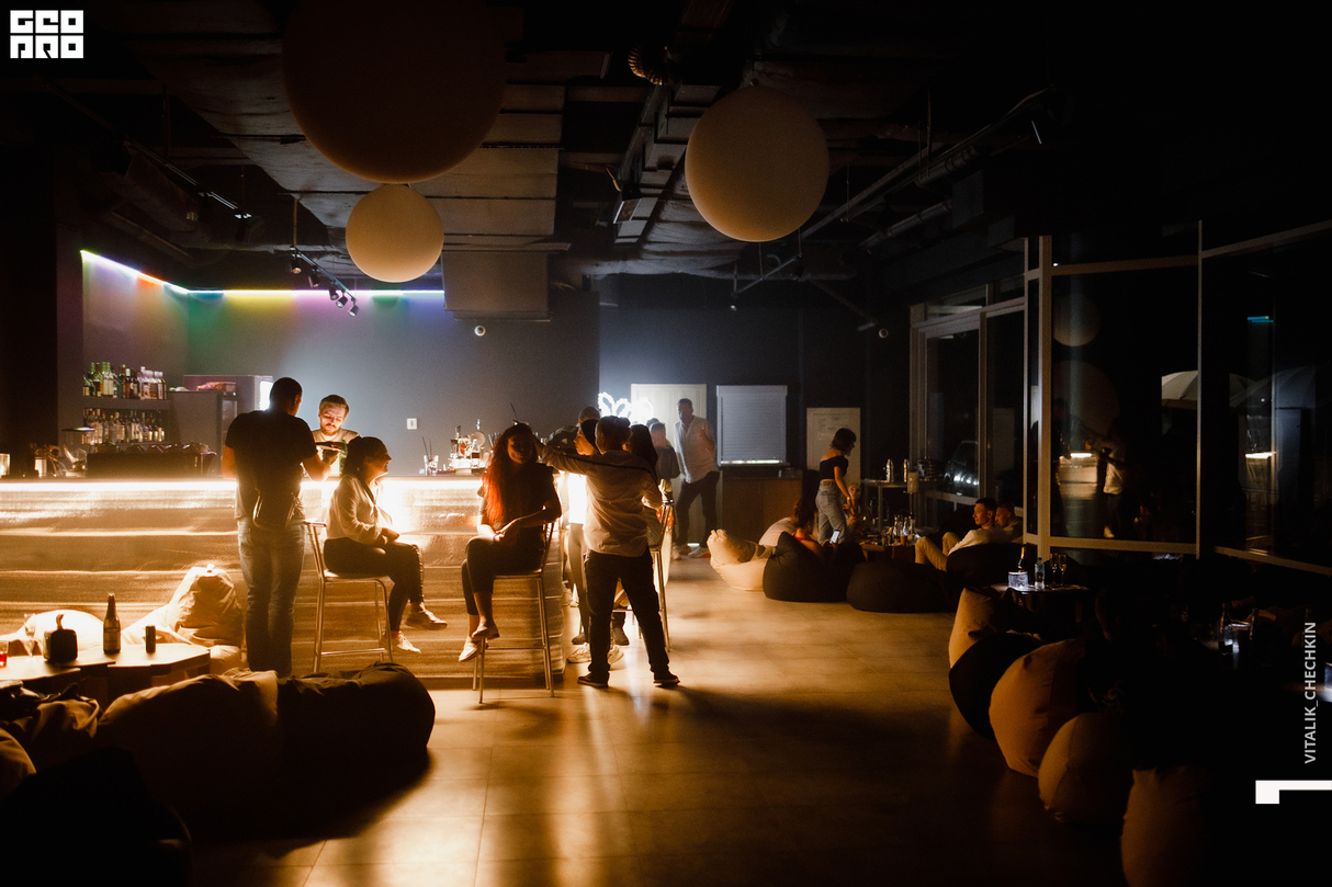 VOYAGE in MORE Art&Club 21