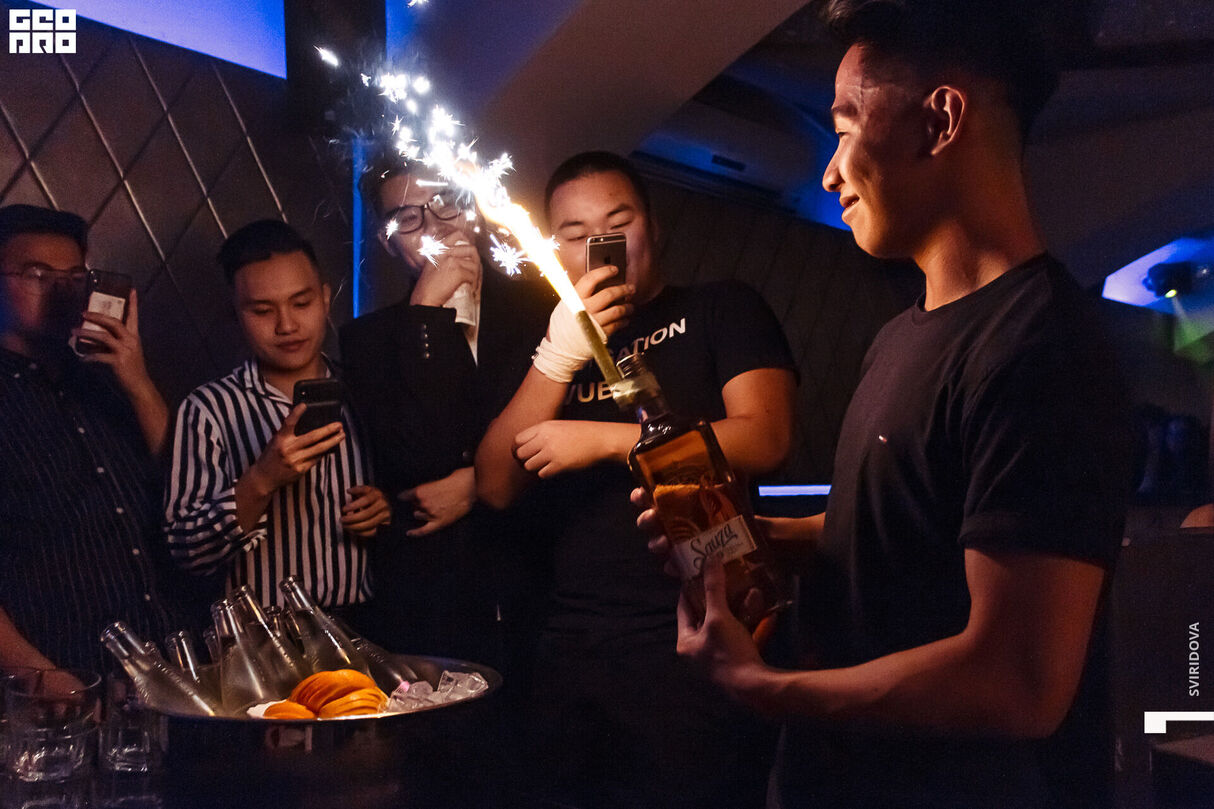 Fancy Friday // DJ Tipsy & Battle Lady 12