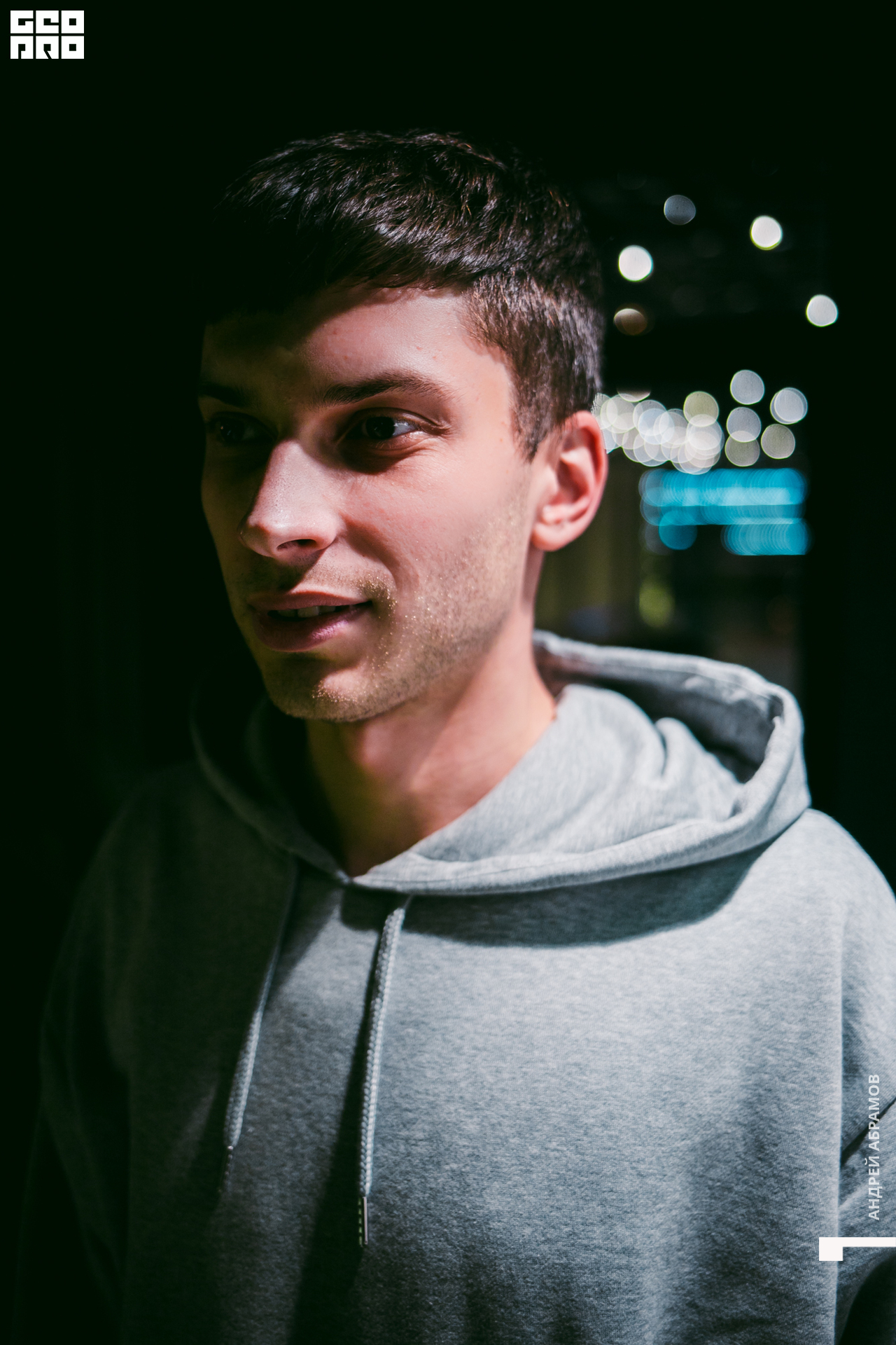 131219 Птичка и 5561 Абрамов для загрузки  0140.jpg